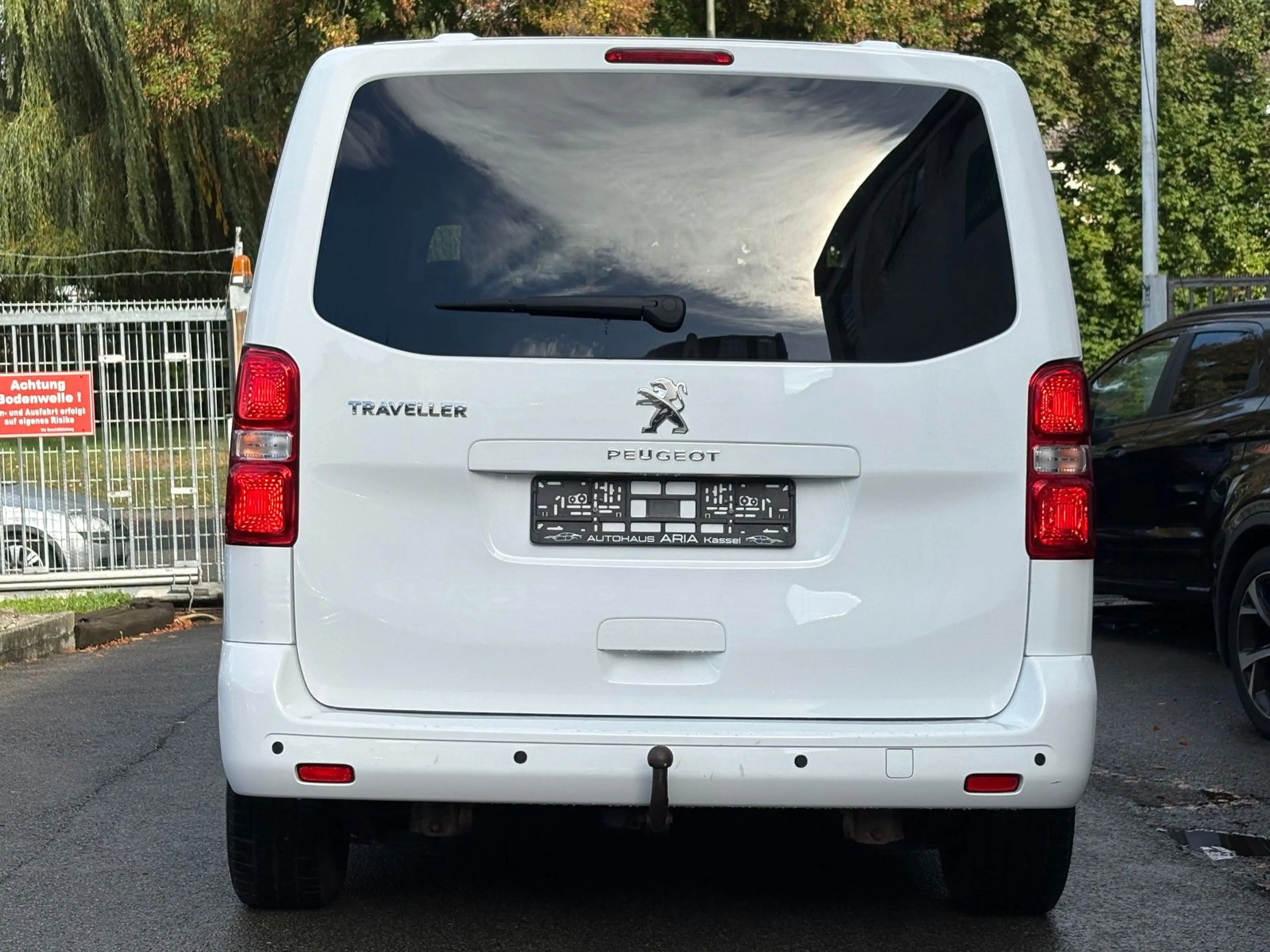 Peugeot Expert Traveller 2.0 HDI L1 5.Sitze Business AHK — photo 8