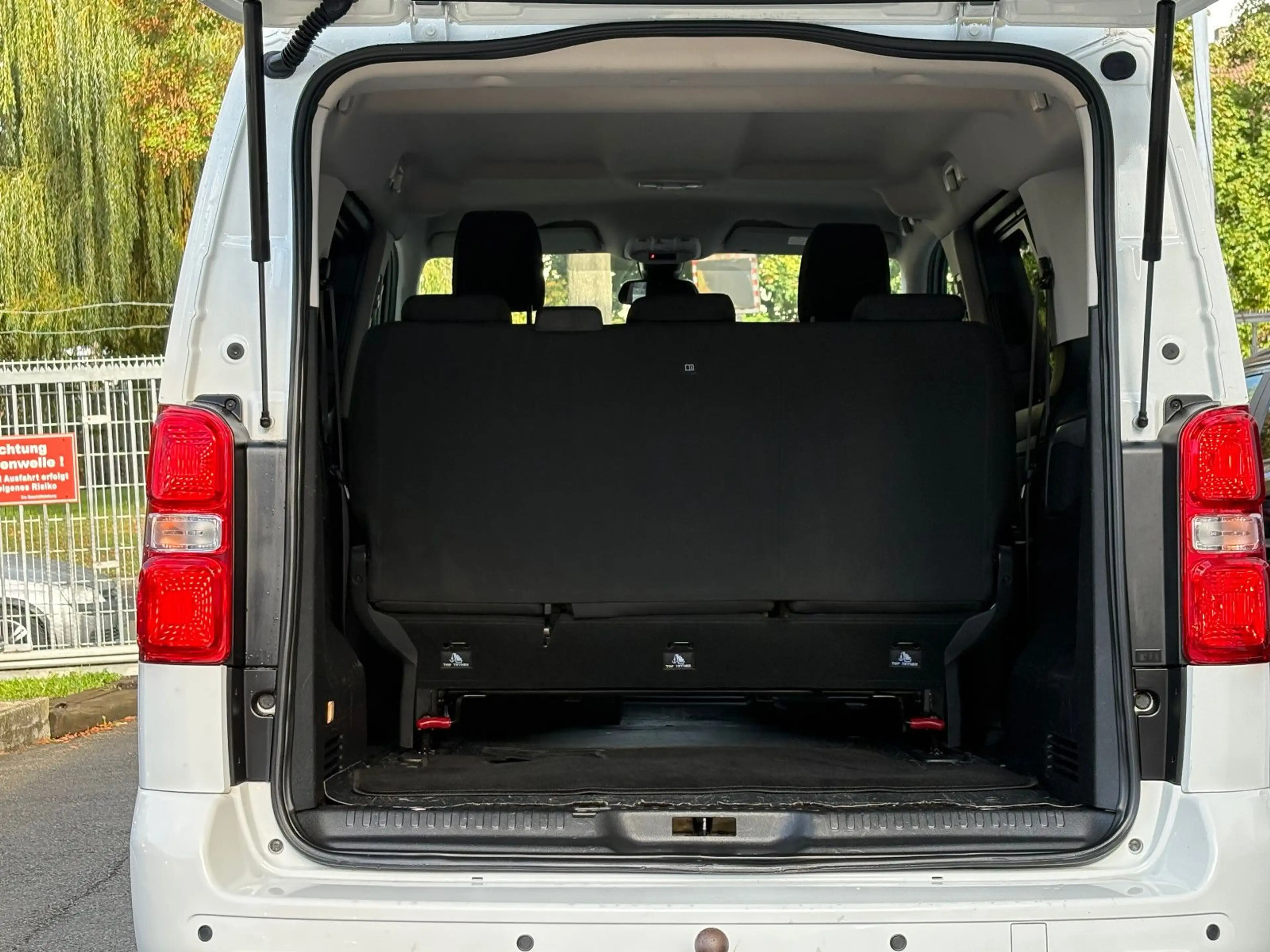 Peugeot Expert Traveller 2.0 HDI L1 5.Sitze Business AHK — photo 10