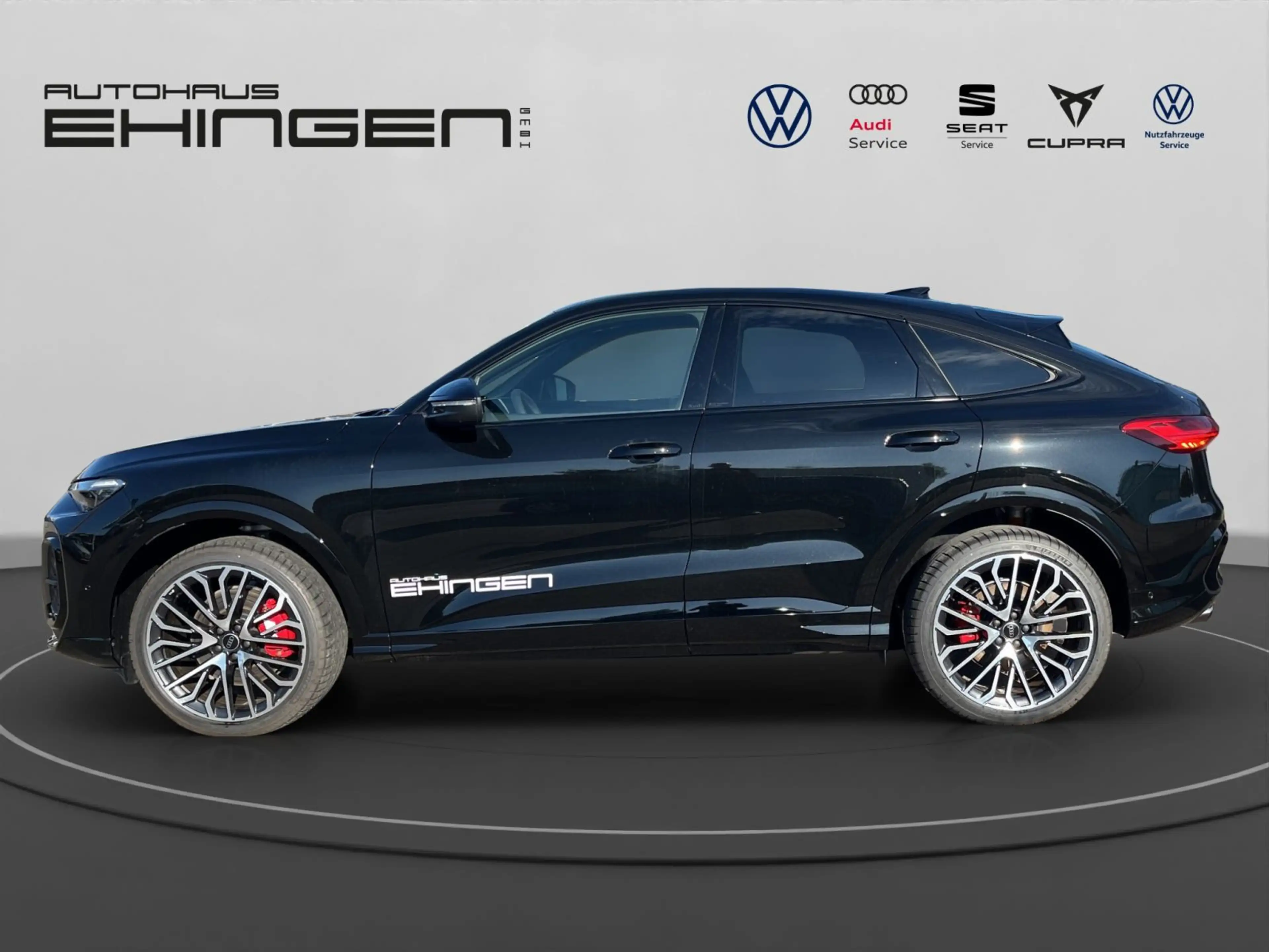 Audi SQ5 Pano+Sthz+Leder+HuD+AHK+LED+ACC+Na — photo 10