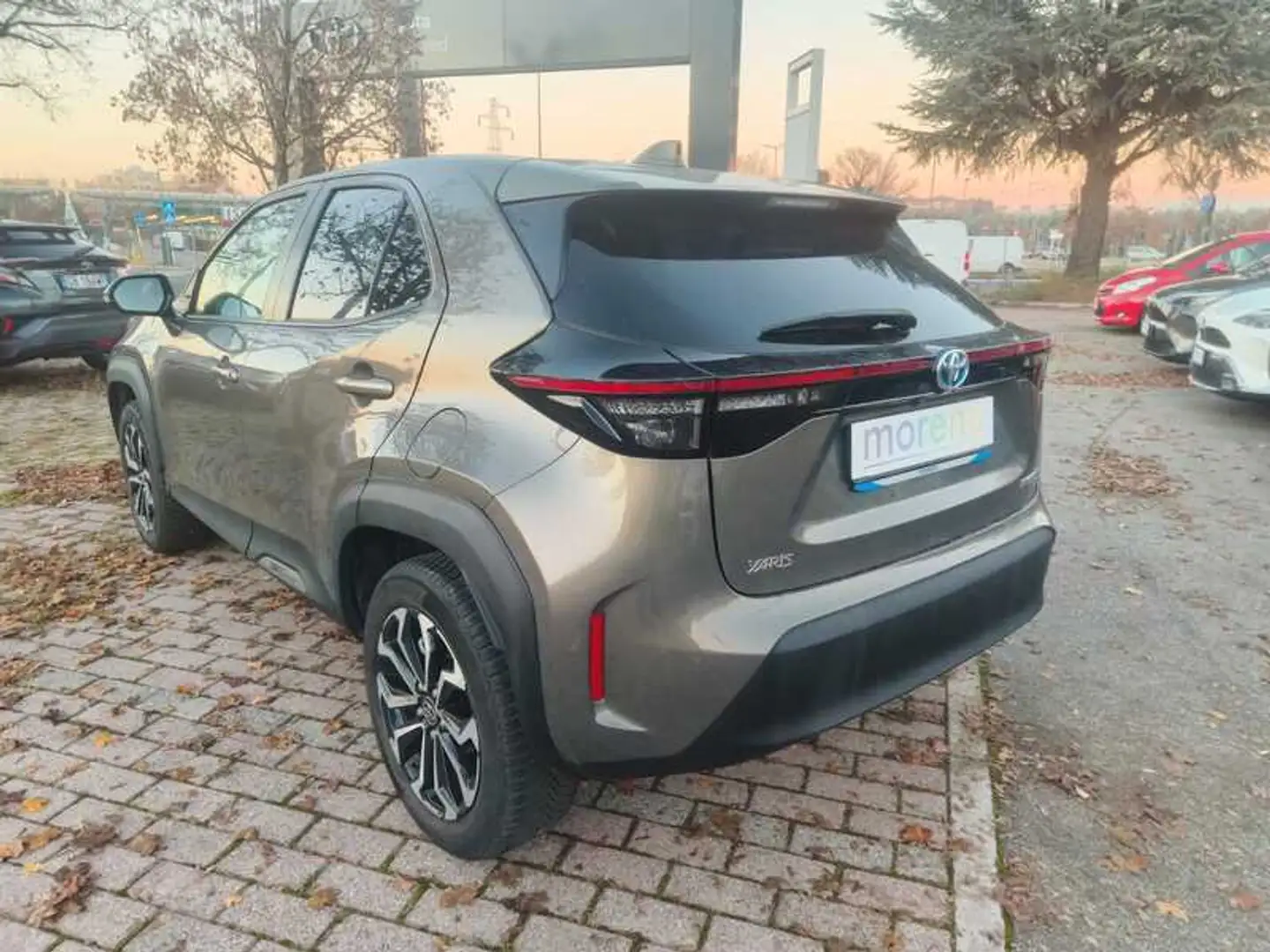 Toyota Yaris Cross 1.5h Trend fwd 116 CV e-cvt 2WD Bronz - 2
