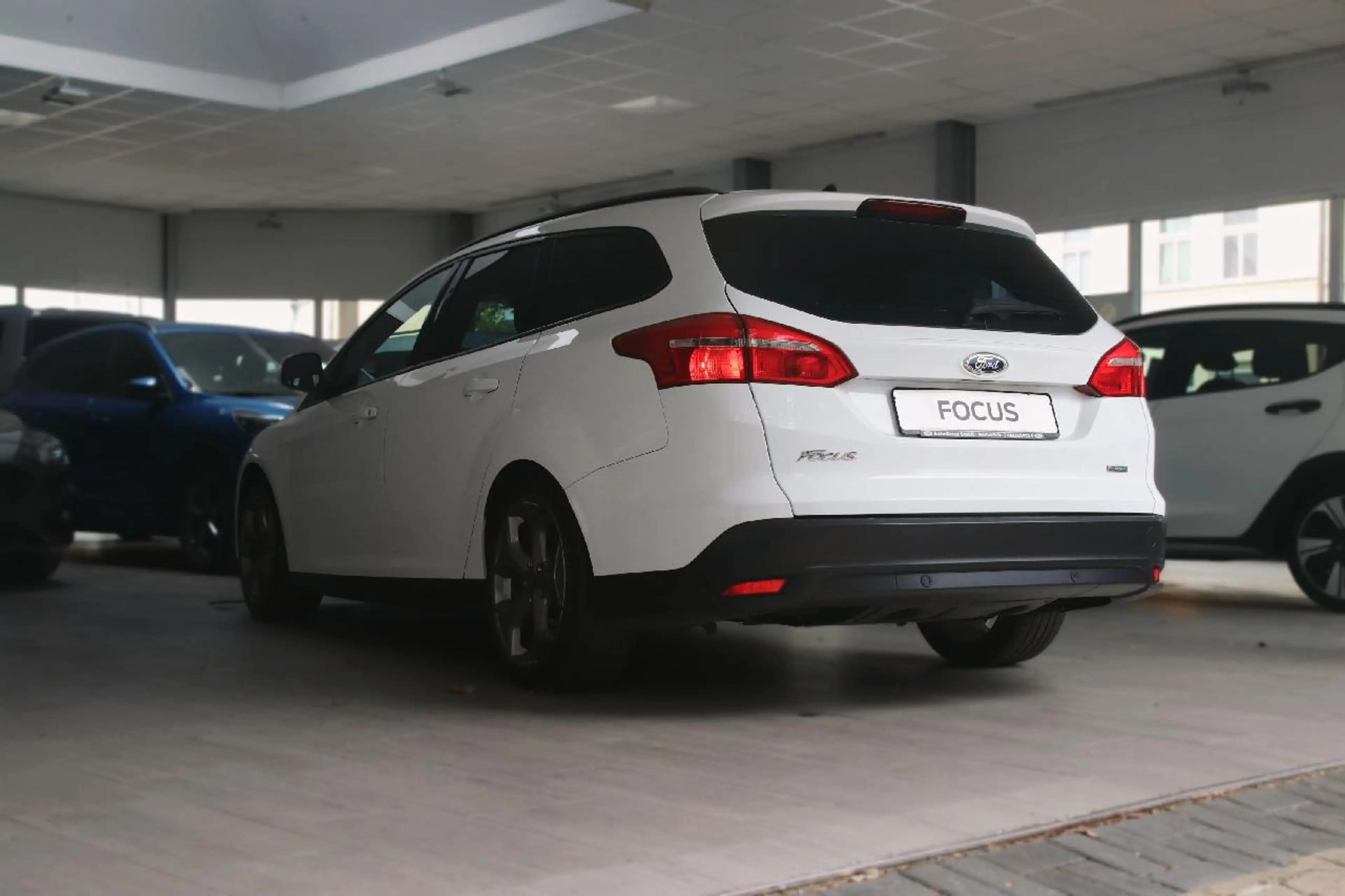 Ford Focus Business — photo 7