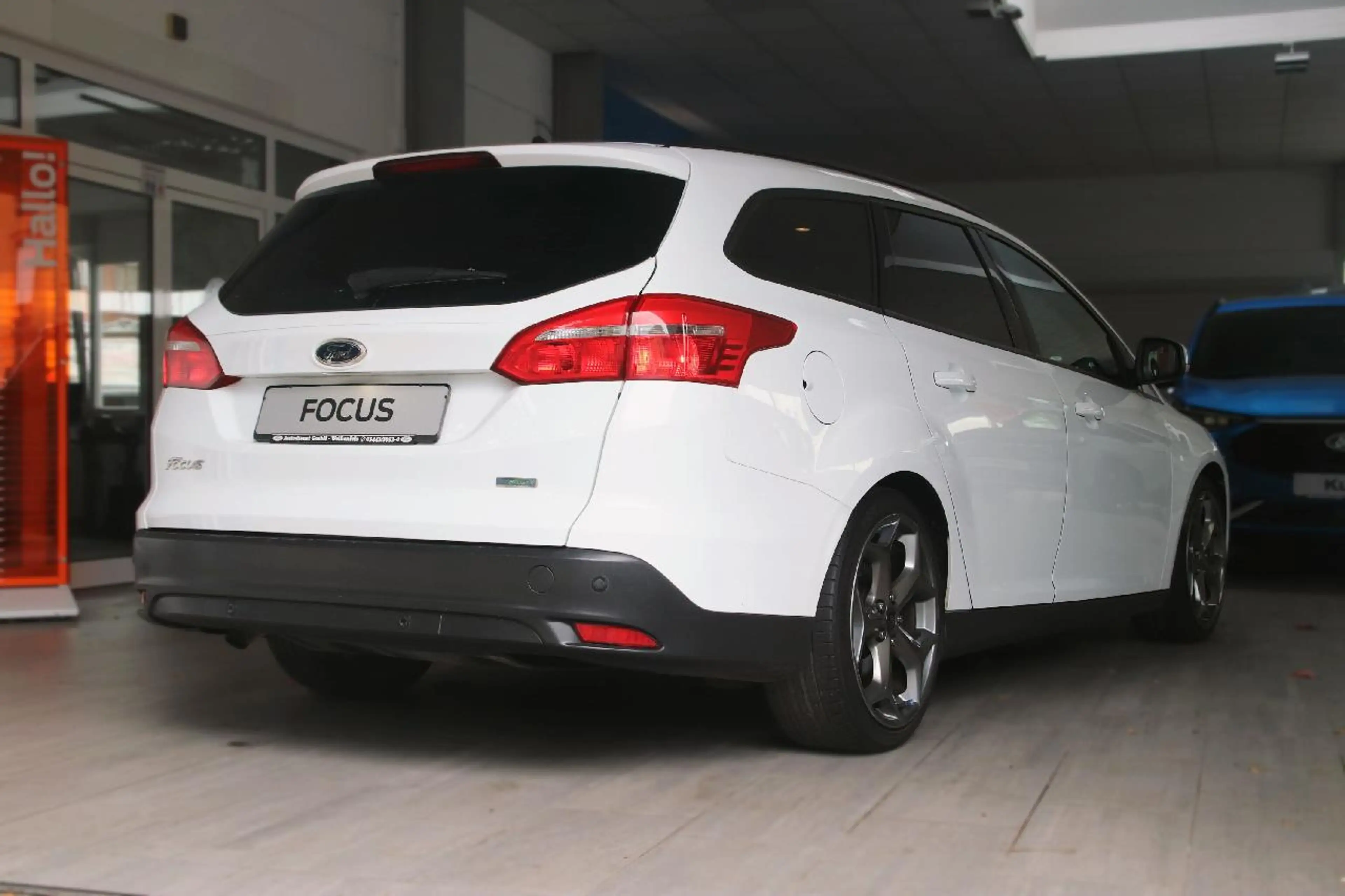 Ford Focus Business — photo 5