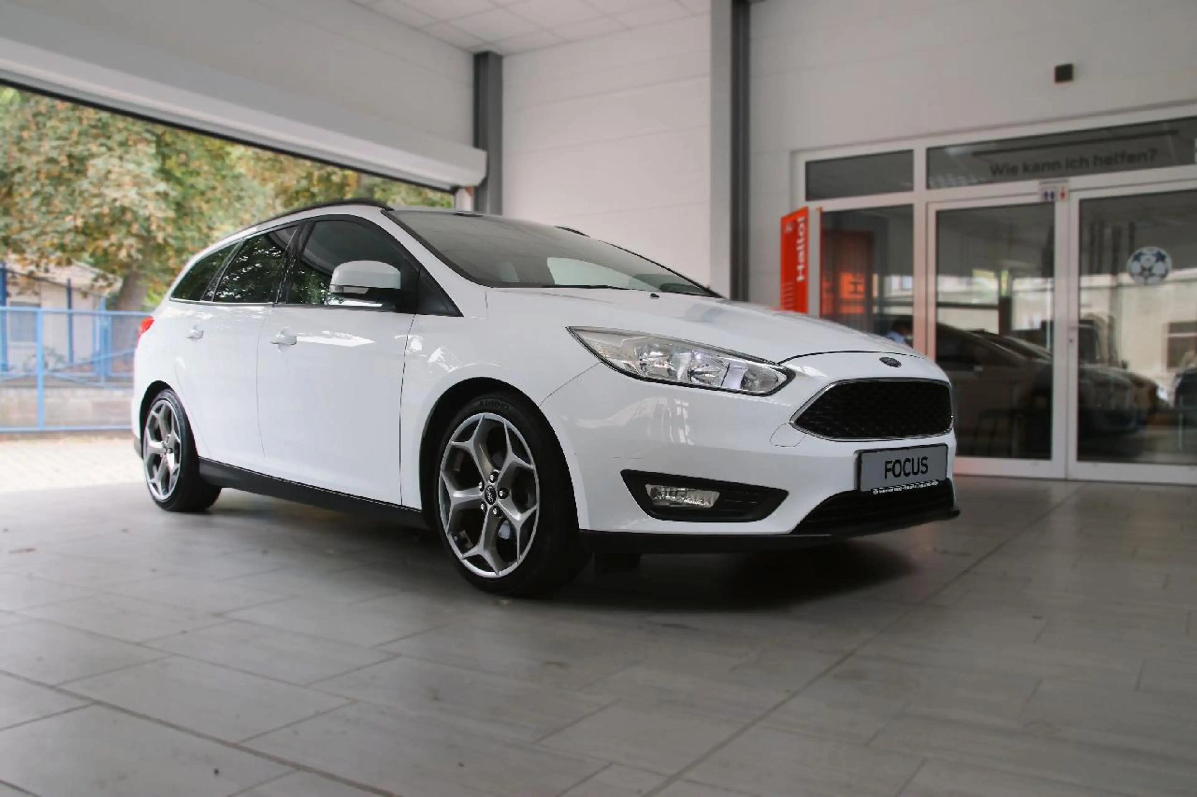Ford Focus Business — photo 3
