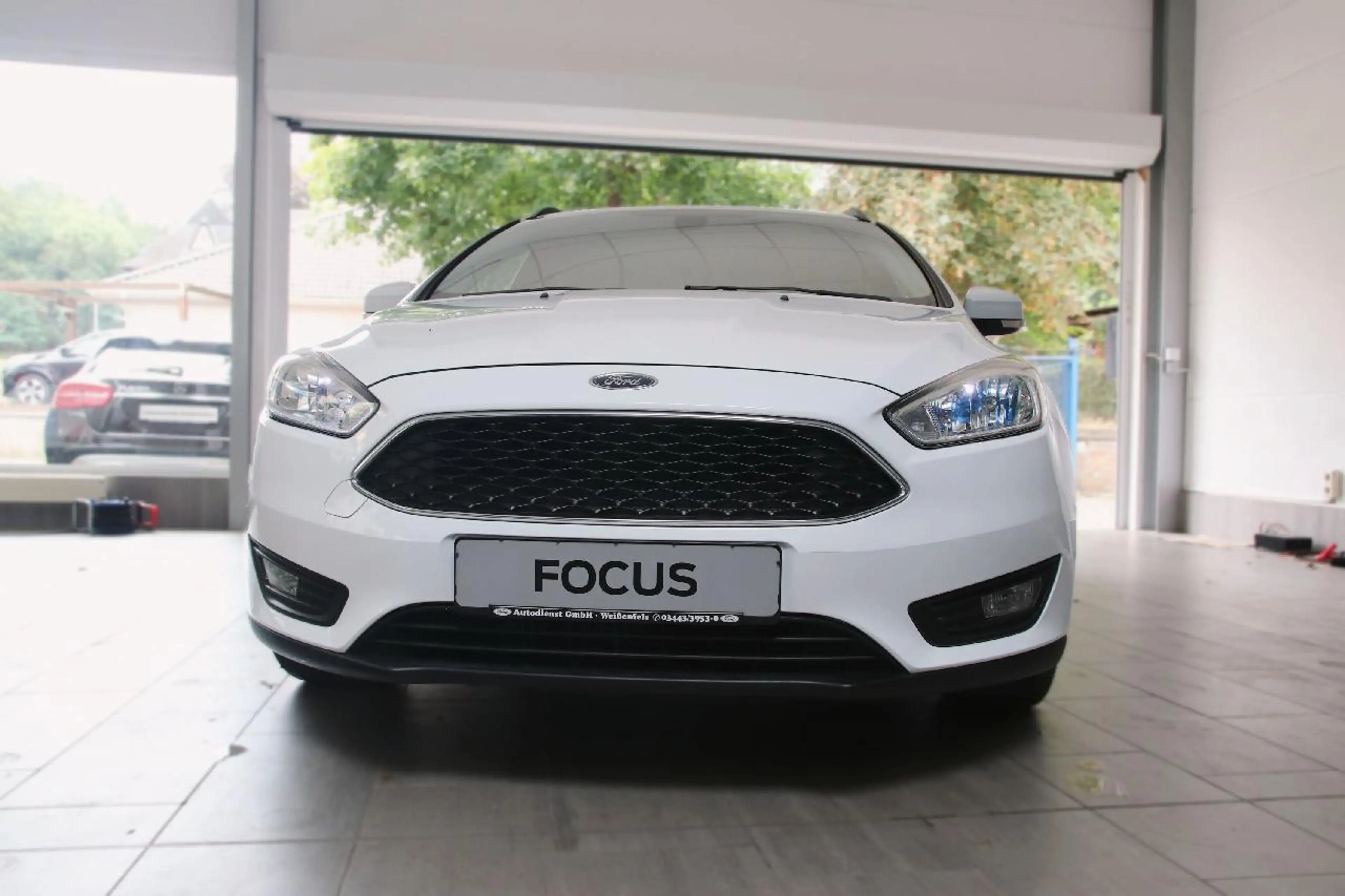 Ford Focus Business — photo 2