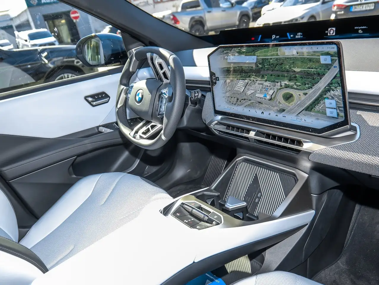 BMW iX3 50 xDrive M Sport HUD PANO Panoramic Vision 17