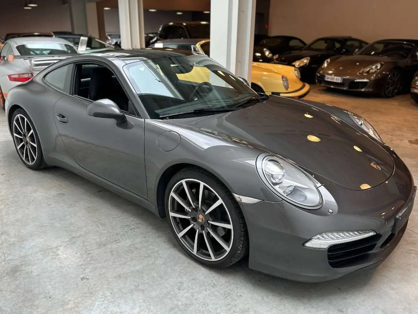 Porsche 991 Carrera 2 Gris - 1