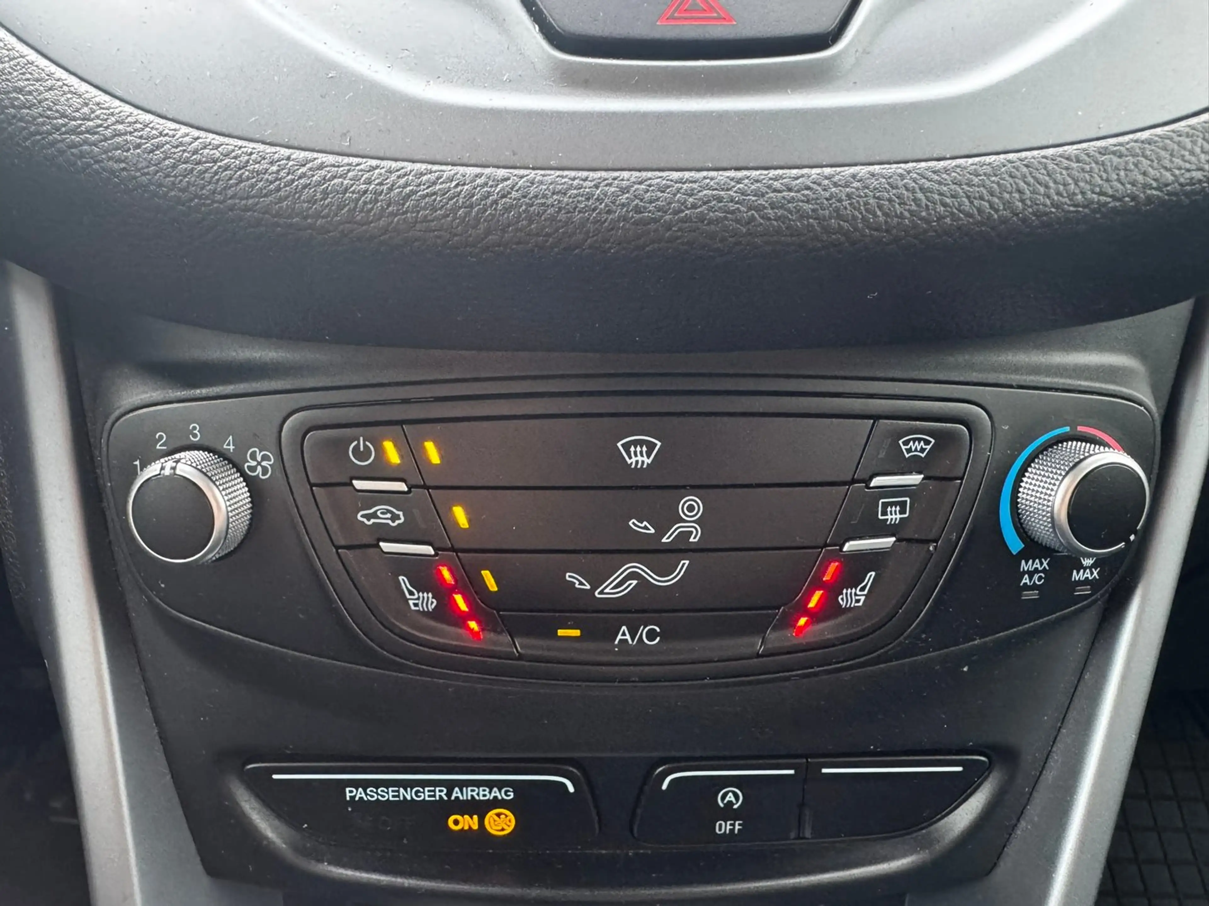 Ford B-Max Easy 1,0 EcoBoost Start/Stop — photo 7