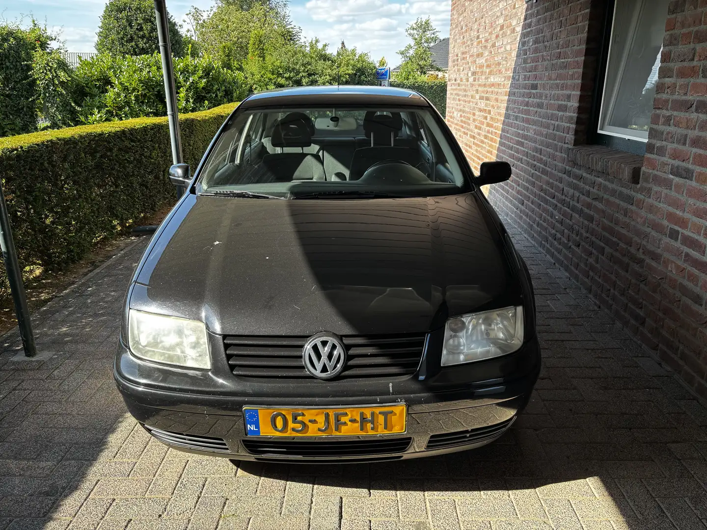 Volkswagen Bora 2.0 Sportline Zwart - 1