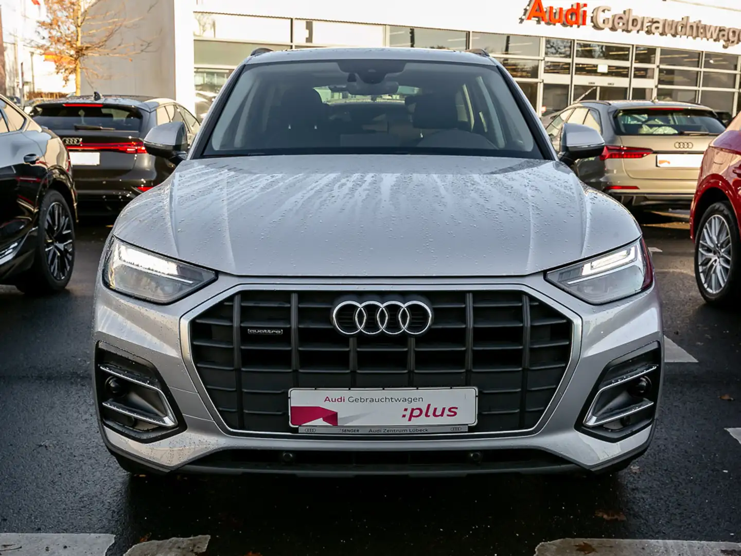 Audi Q5 40 TFSI quattro S tronic Nav Pano Virtual Silber - 2