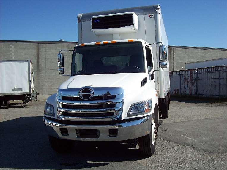 2020 Hino 338 Reefer