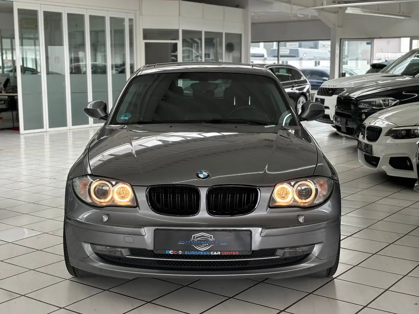 BMW 118 i SPORT *XENON*NAVI*S-DACH*Hi-FI* siva - 2