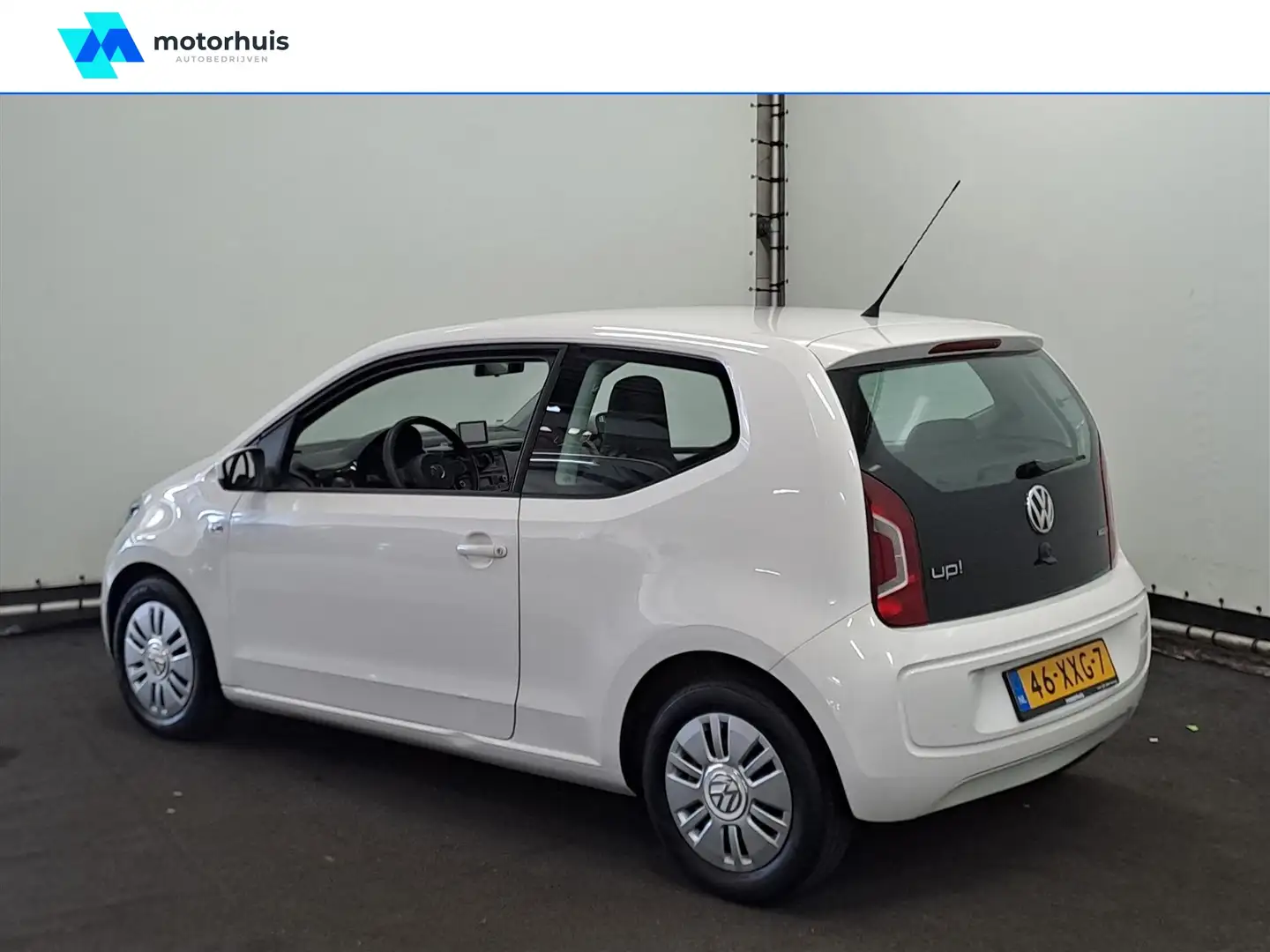 Volkswagen up! 1.0 60PK 3DRS MOVE UP! AIRCO NAP Wit - 2