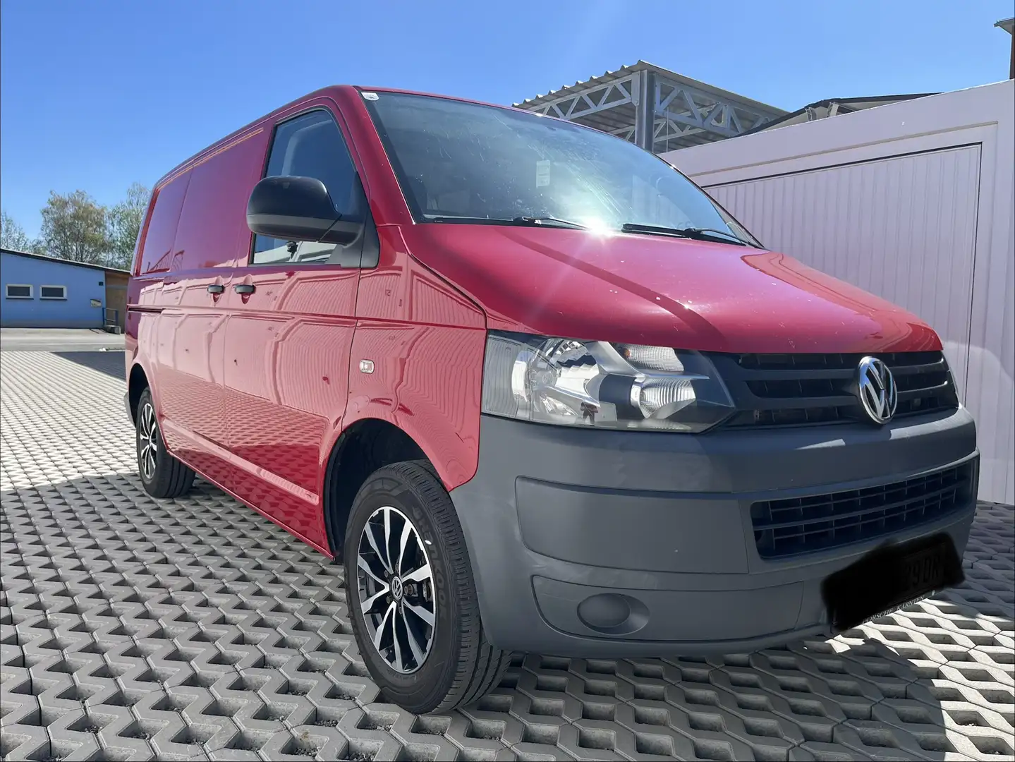 Volkswagen Transporter - 1