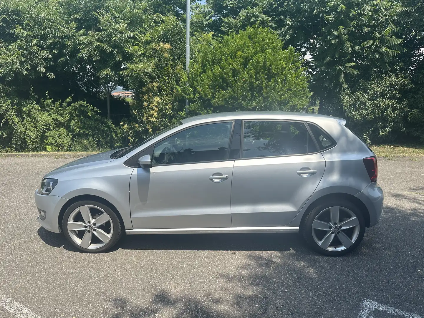Volkswagen Polo 5p 1.6 tdi Highline 90cv - Prezzo Trattabile- - 2