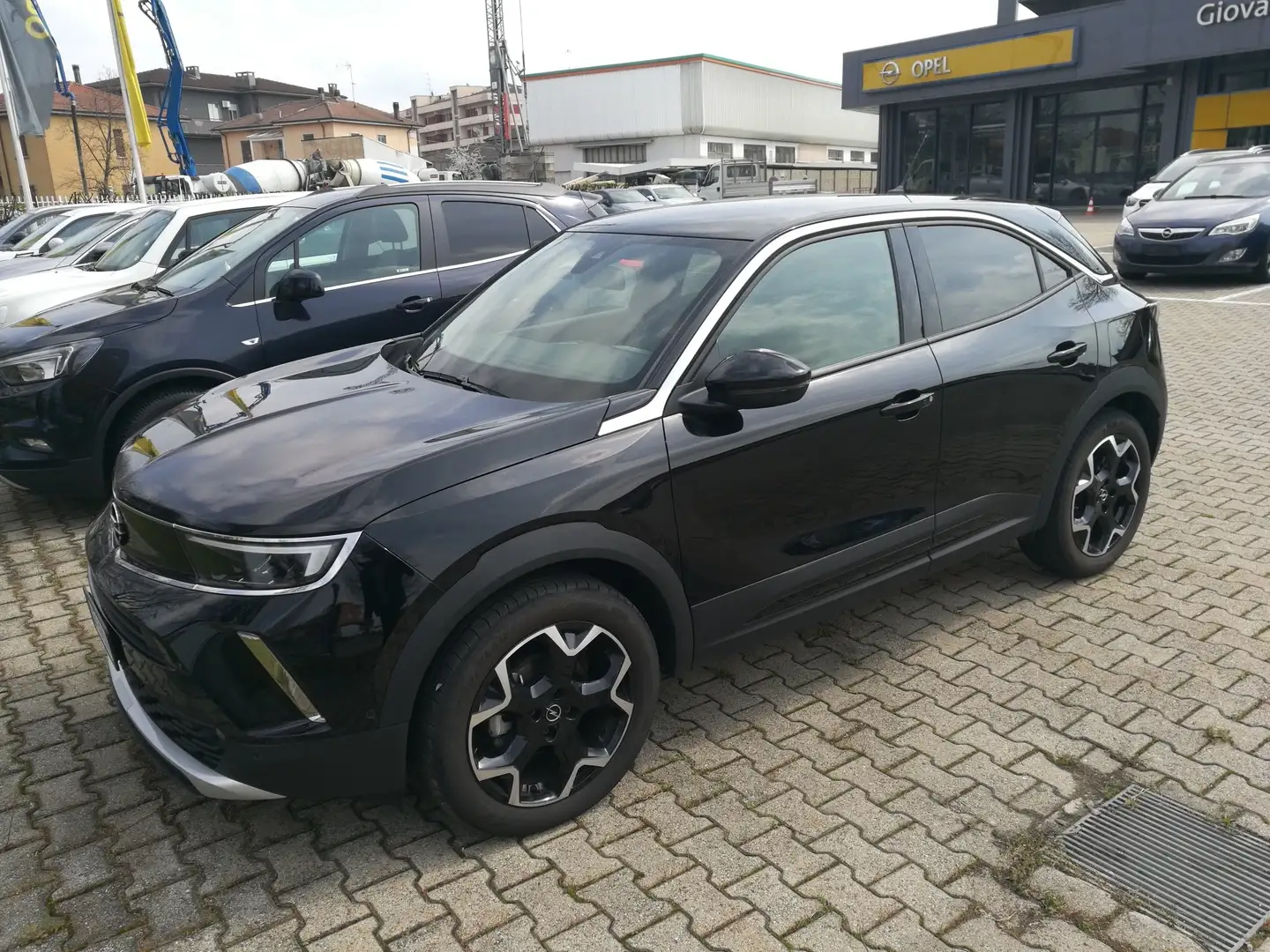 Opel Mokka Ultimate 1.2 130CV AT8 Negro - 1