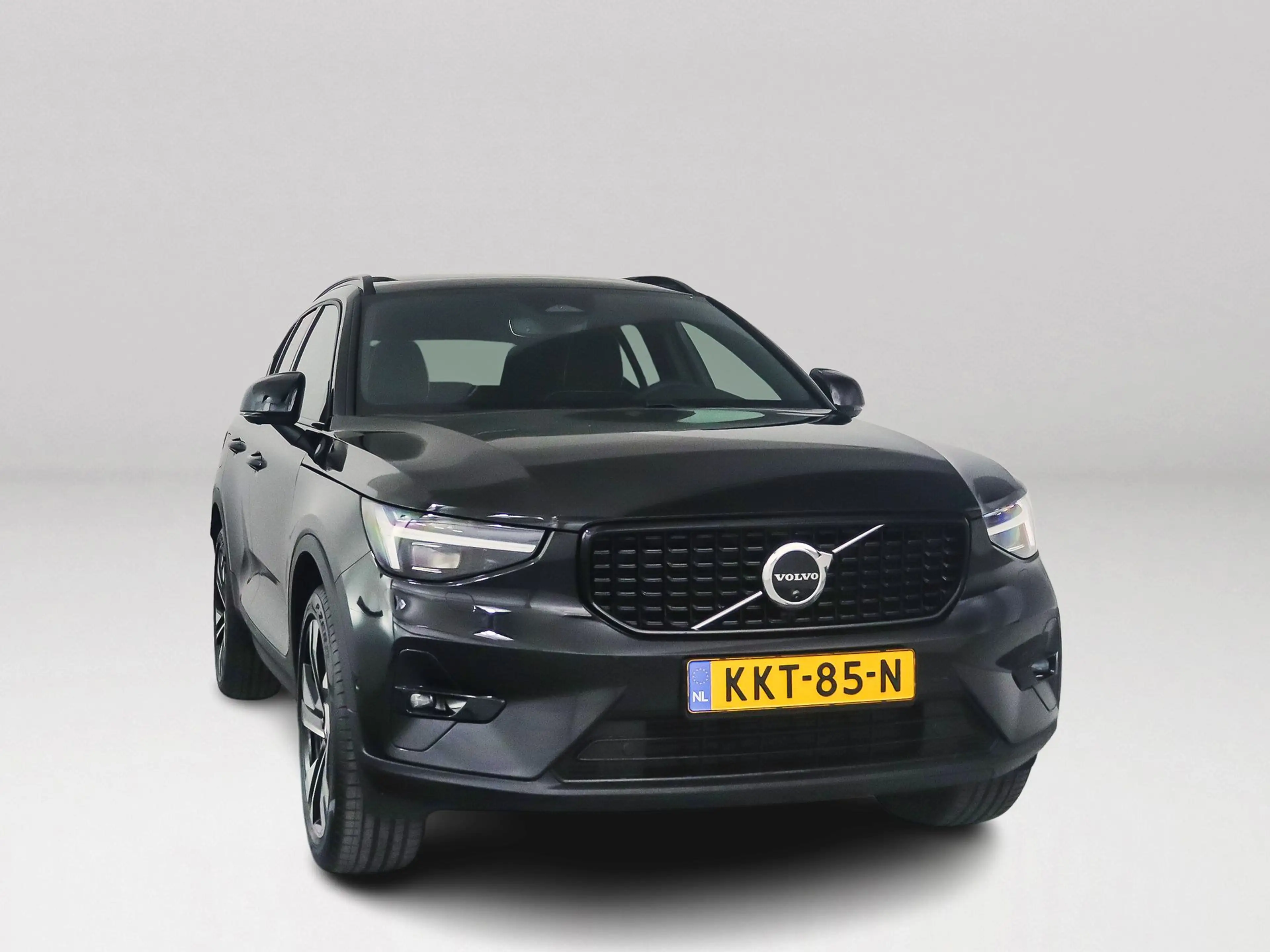 Volvo XC40 B4 Plus Dark | Panoramadak | 360° camera | Harman — photo 11