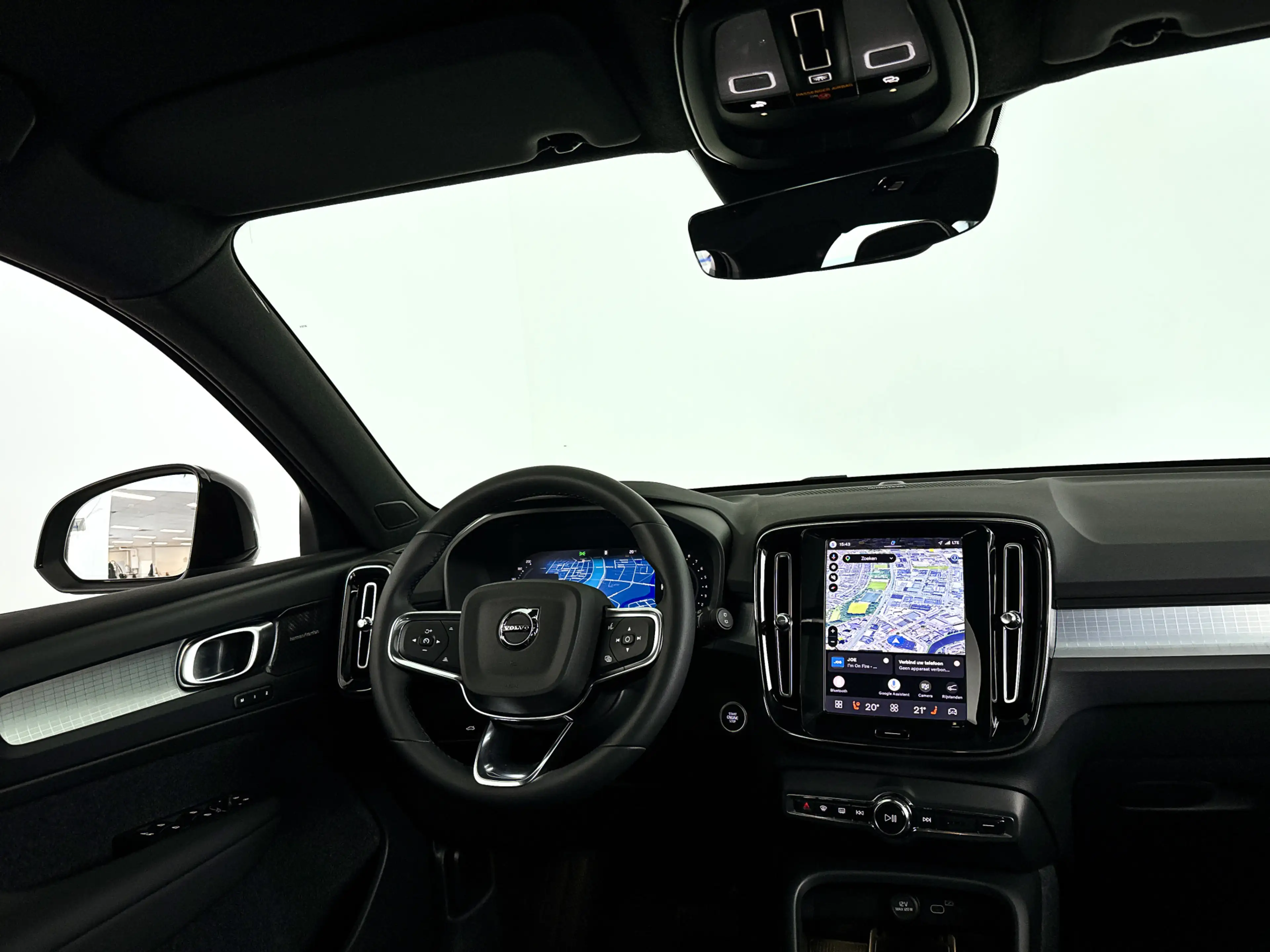 Volvo XC40 B4 Plus Dark | Panoramadak | 360° camera | Harman — photo 9
