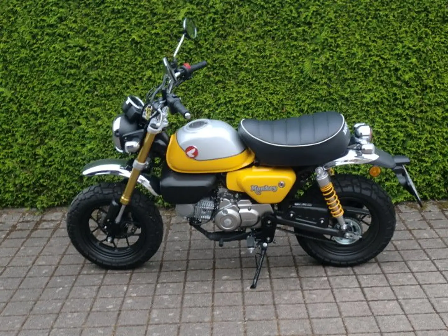 Honda Monkey 125 Jaune - 2