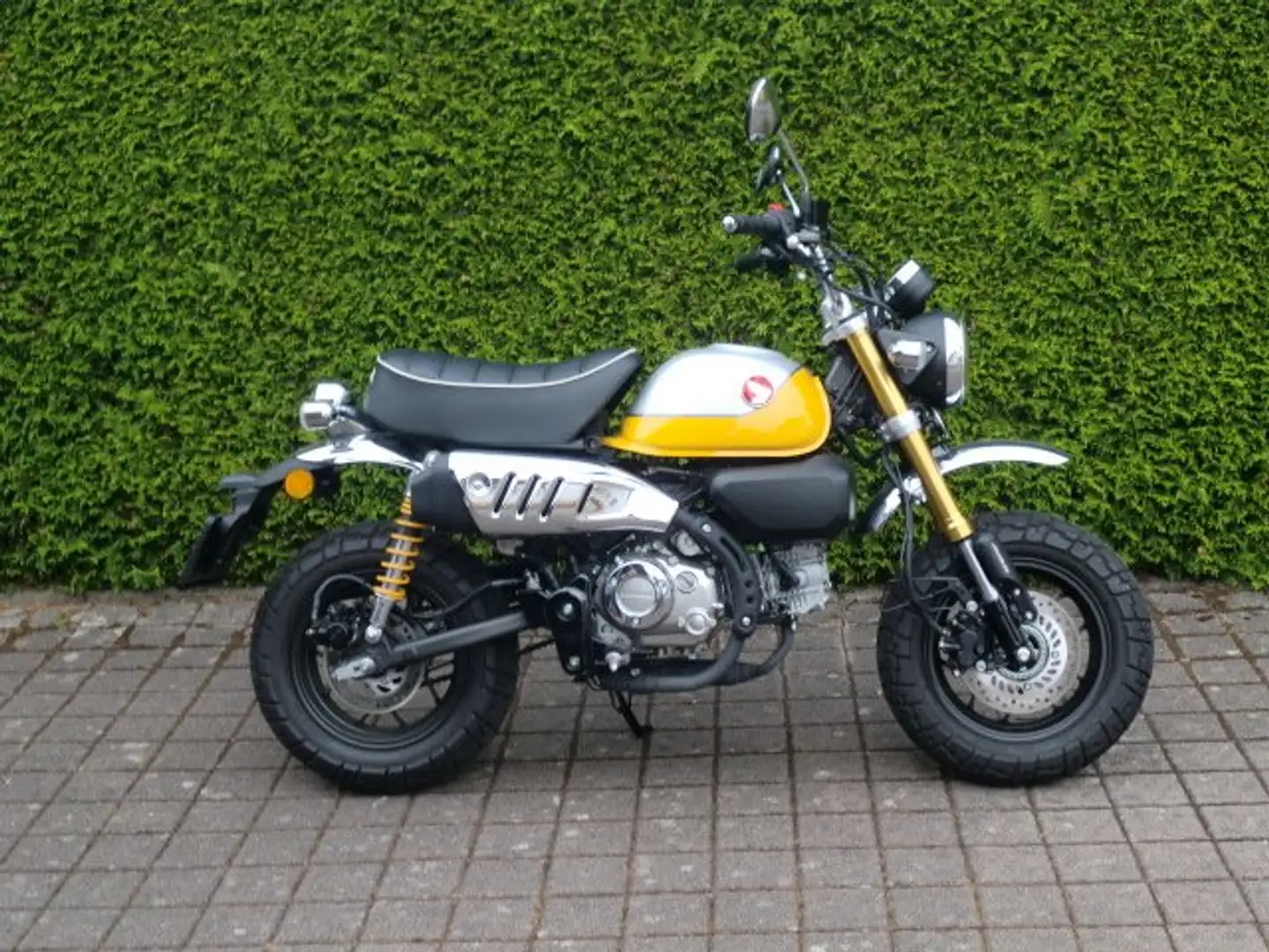 Honda Monkey 125 Jaune - 1