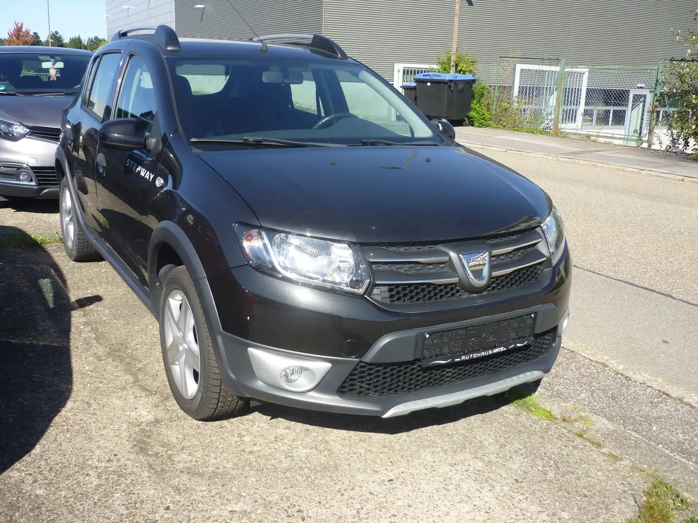Dacia Sandero Sandero  Stepway TCe  90 Prestige  AHK Schwarz - 2