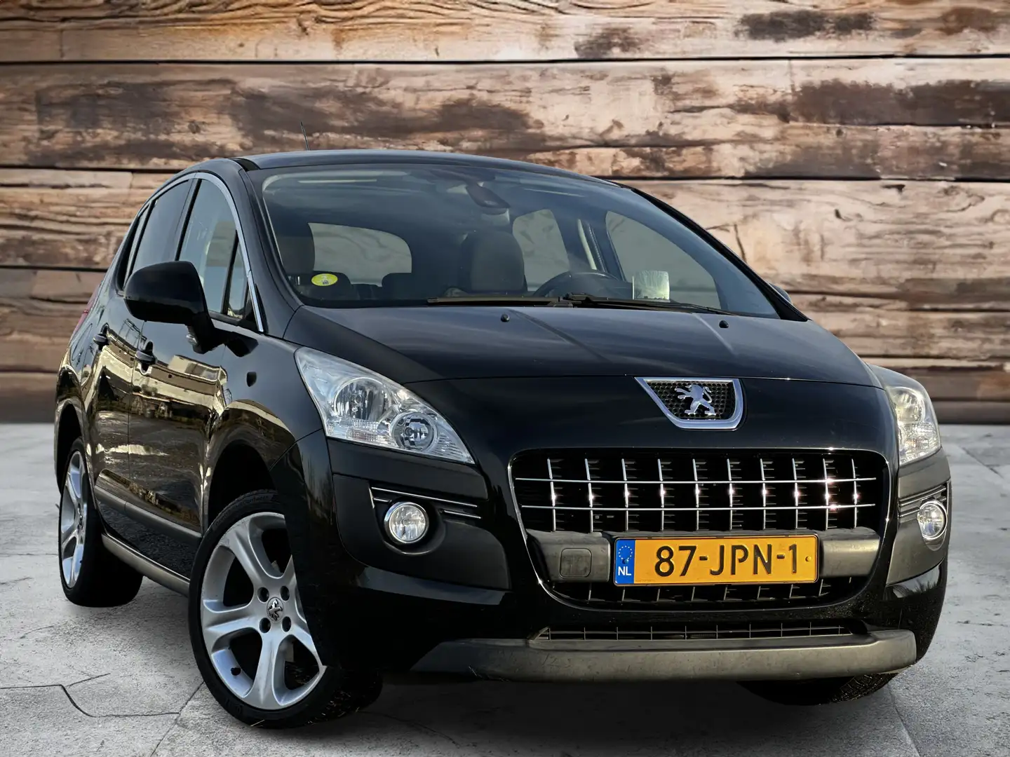 Peugeot 3008 1.6 VTi Première | Pano dak | Head-Up | Prachtige Zwart - 2