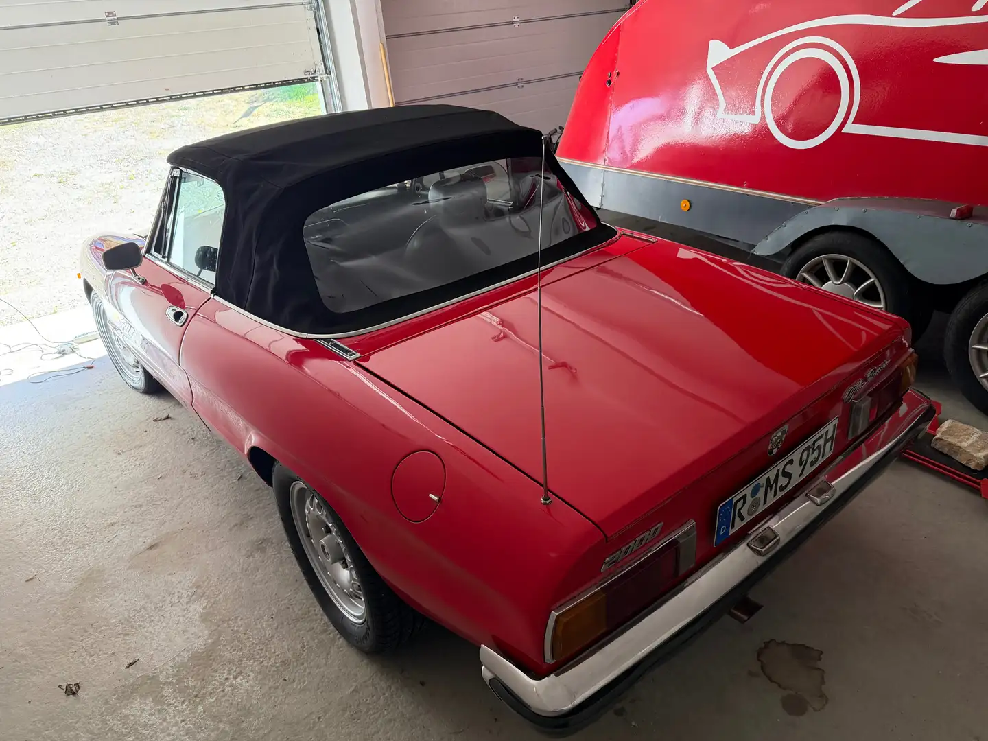Alfa Romeo 2000 Spider Veloce Rot - 2