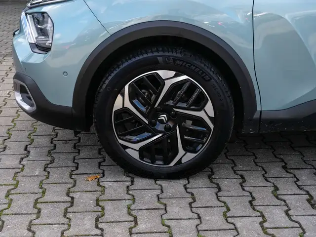 Citroen C4 view 4