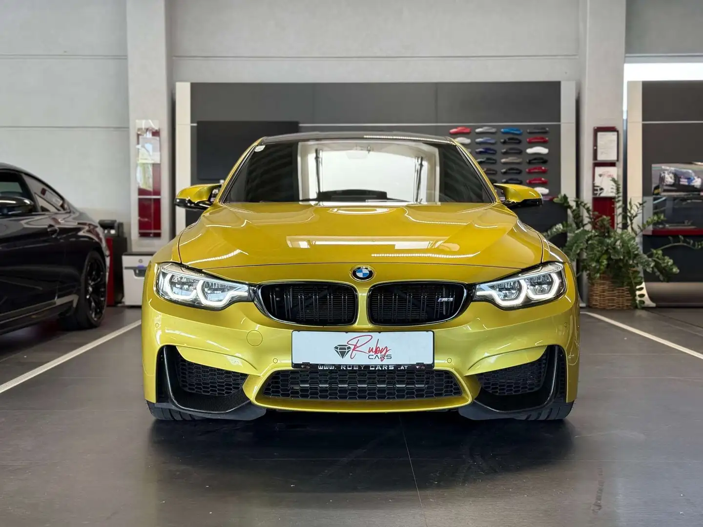 BMW M3 DKG Competition LCI2 Gelb - 2