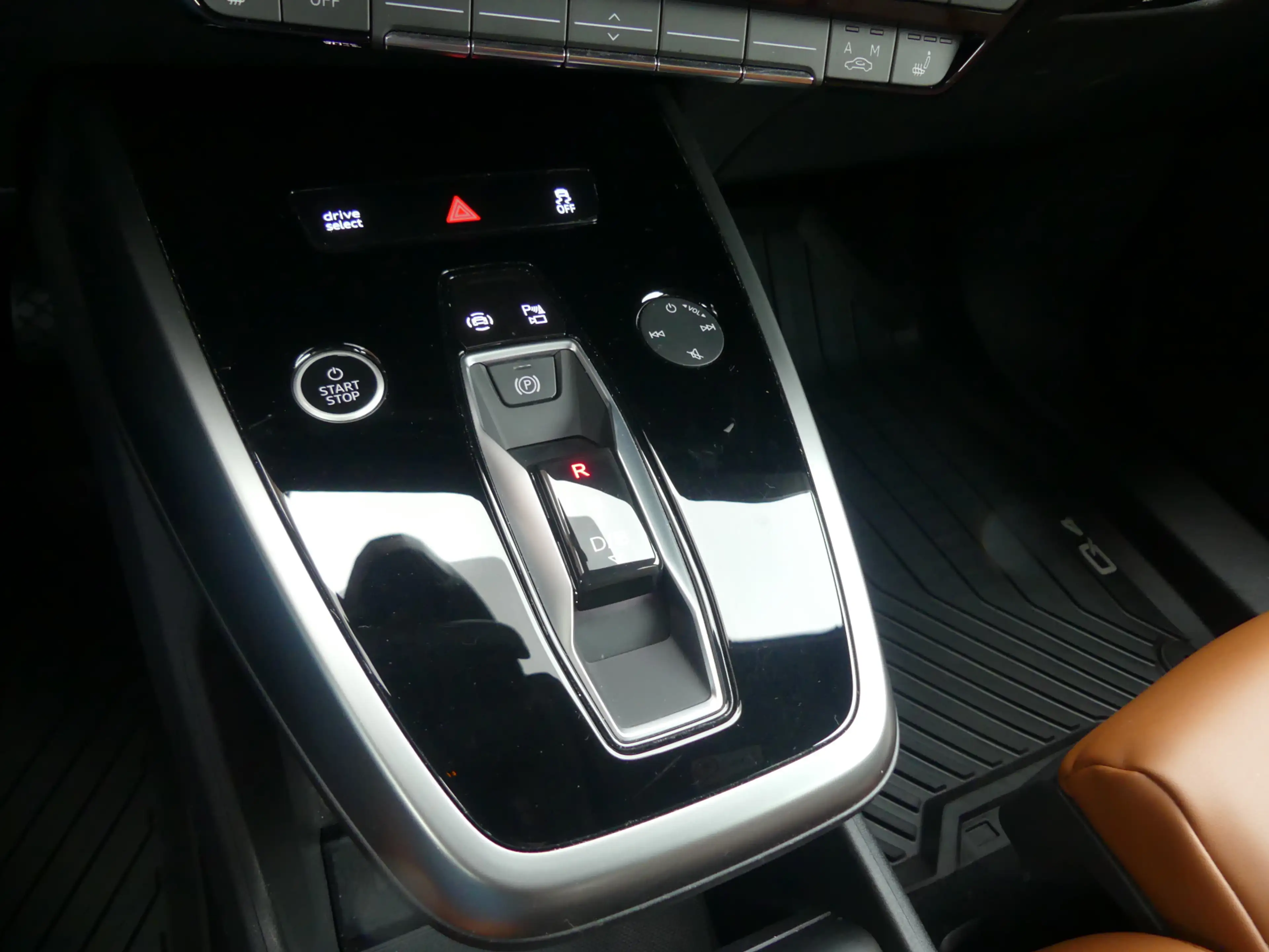 Audi Q4 e-tron Sportback 40 S-line 77 kWh — photo 16