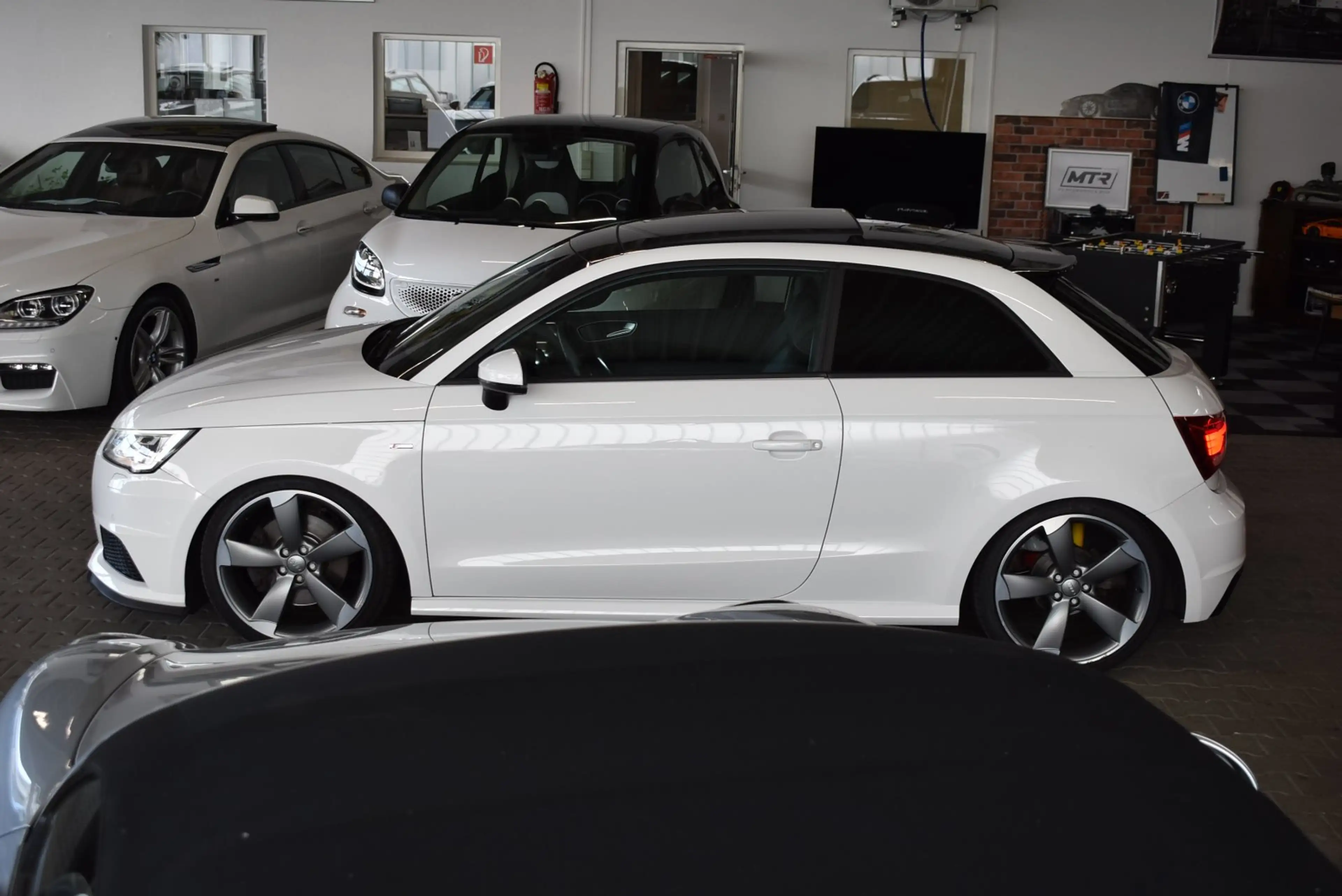 Audi A1 1.8 TFSI sport S-Line Xenon 18 Zoll Rotor Panodach — photo 3