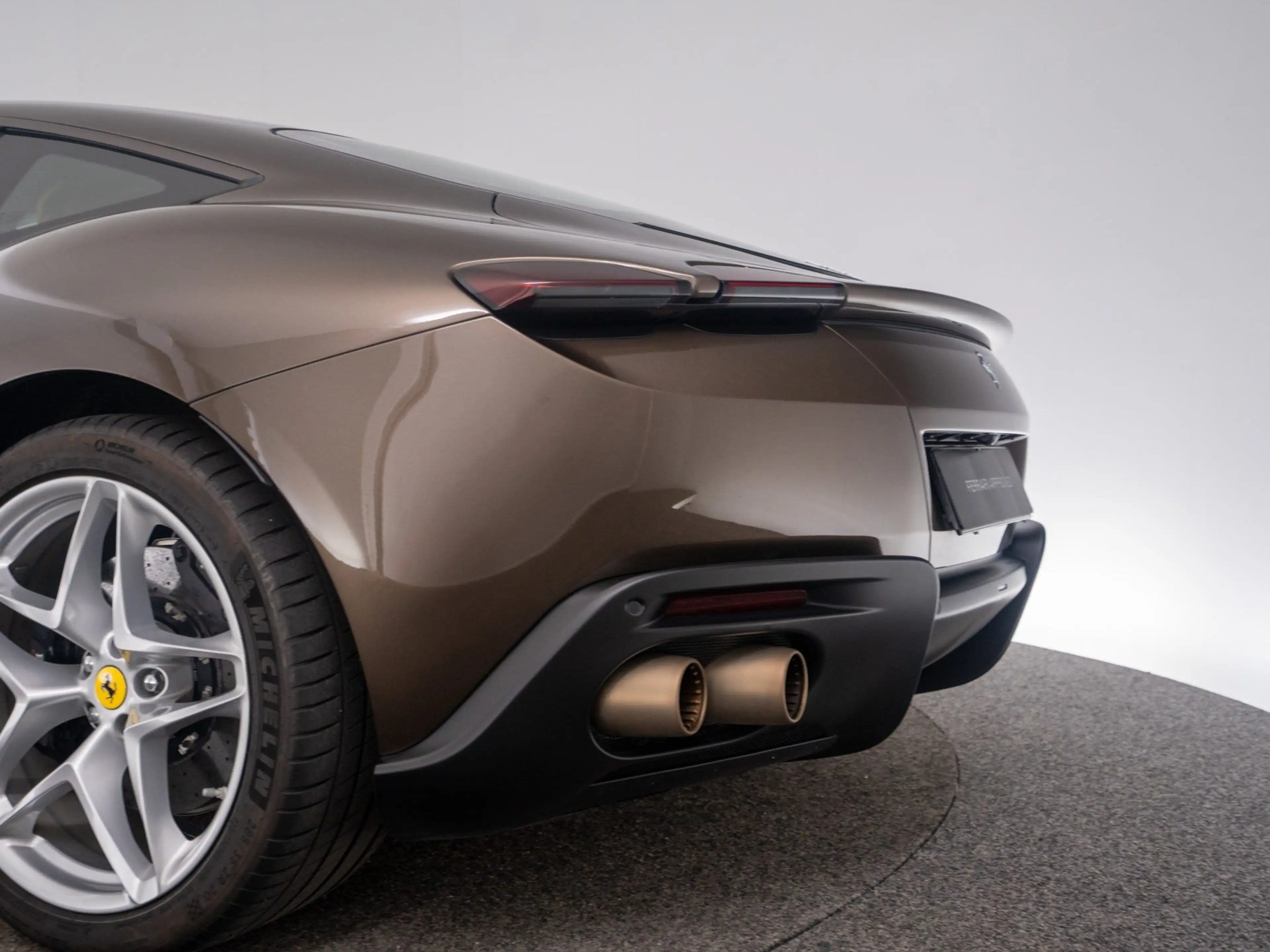 Ferrari Roma FERRARI SINGEN — photo 14