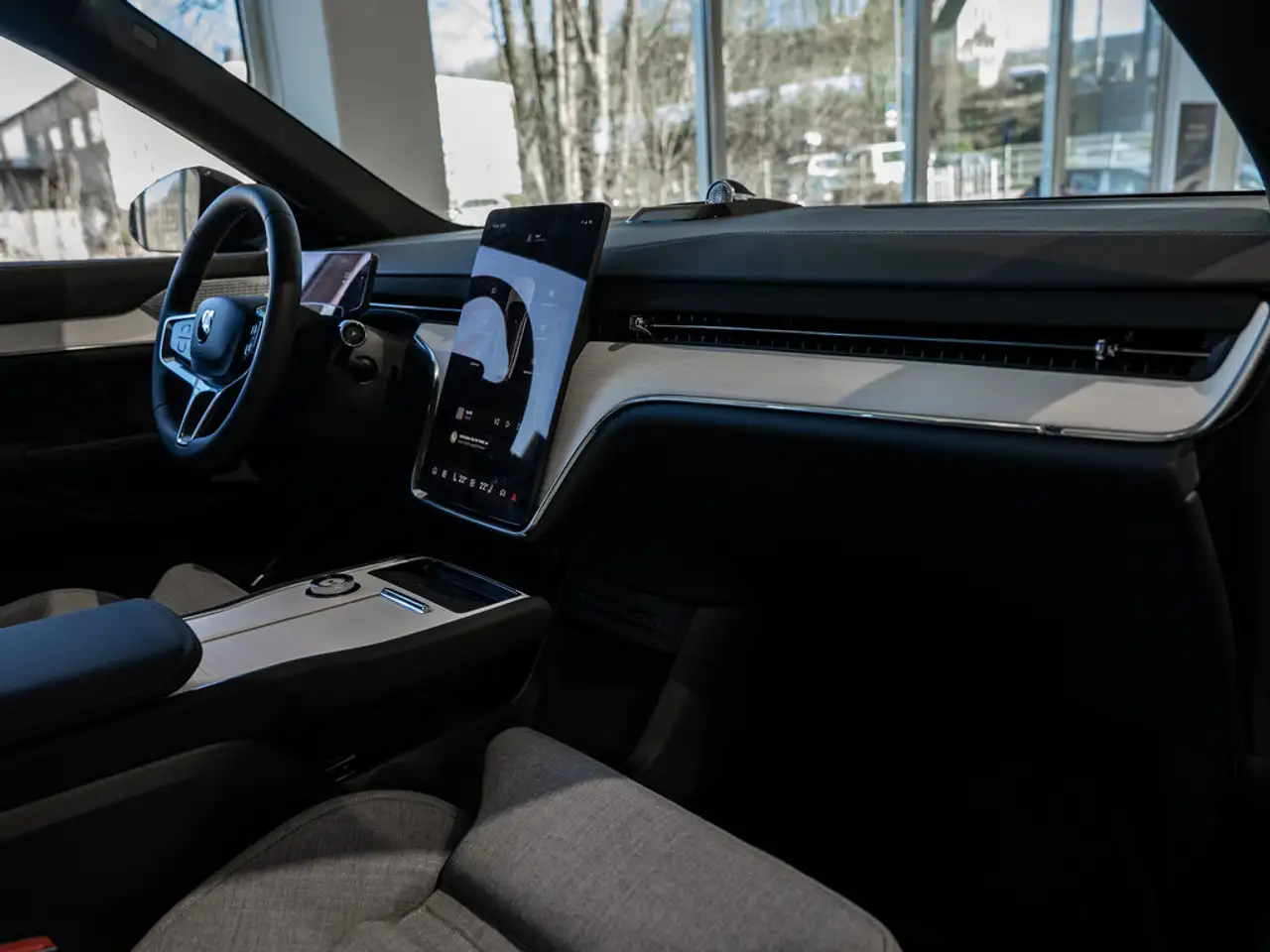 Volvo EX90 2026