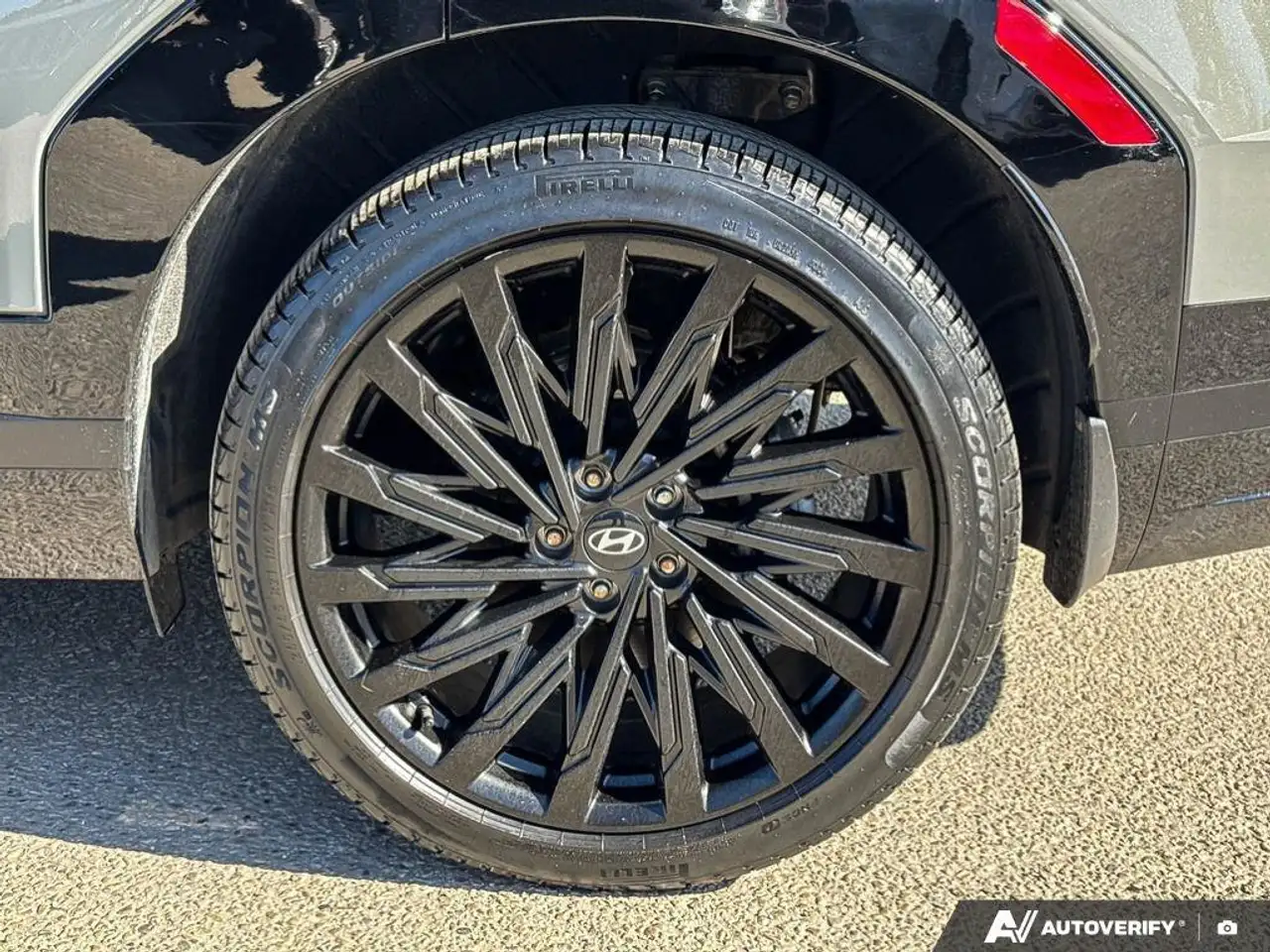 Hyundai SANTA FE снимка Hyundai SANTA FE