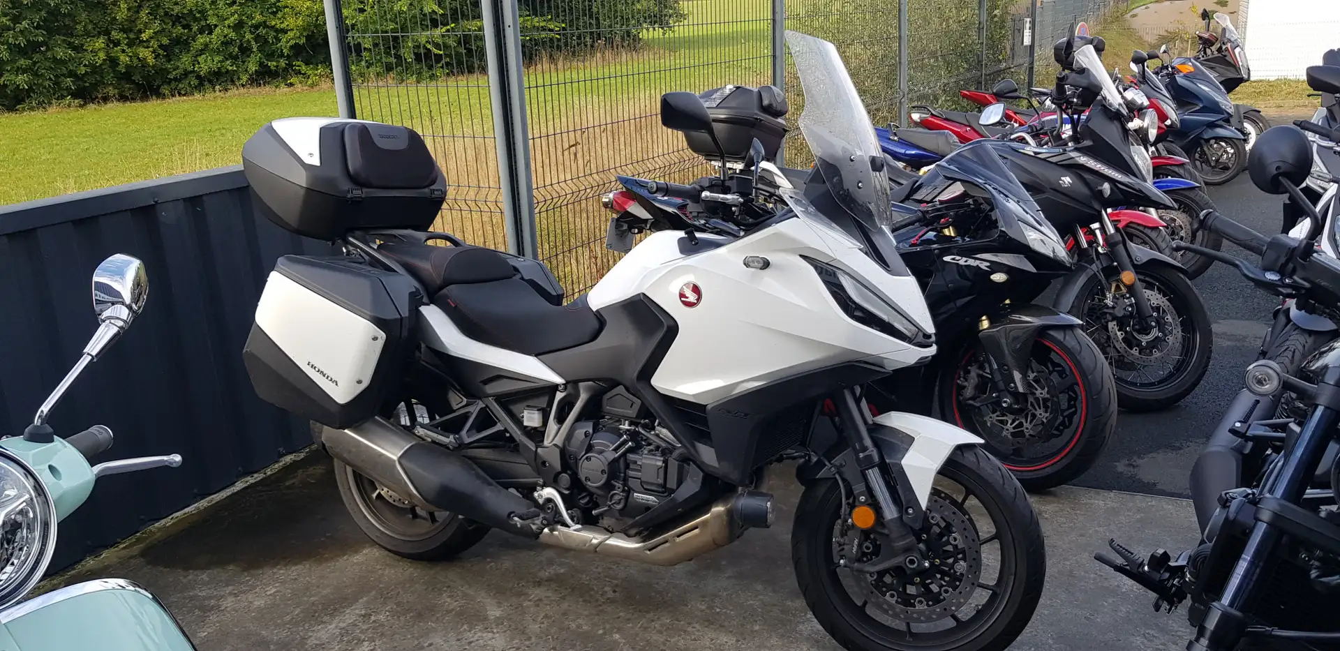Honda NT 1100 Alb - 1