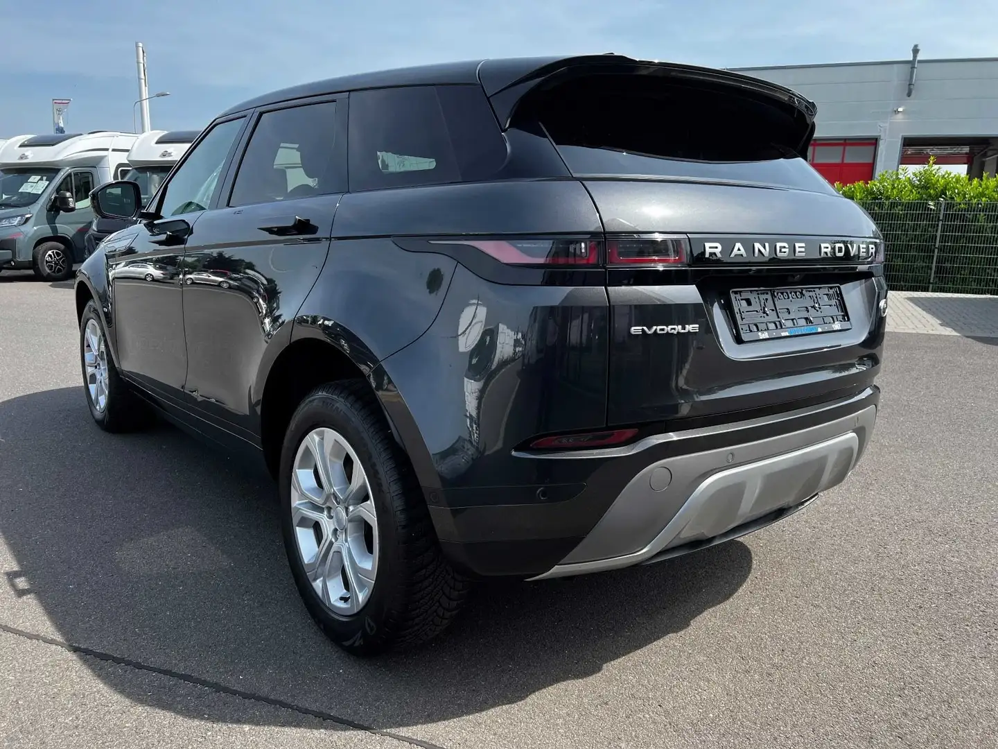 Land Rover Range Rover Evoque R-Dynamic NAV KAM SITZH. LEDER Schwarz - 2