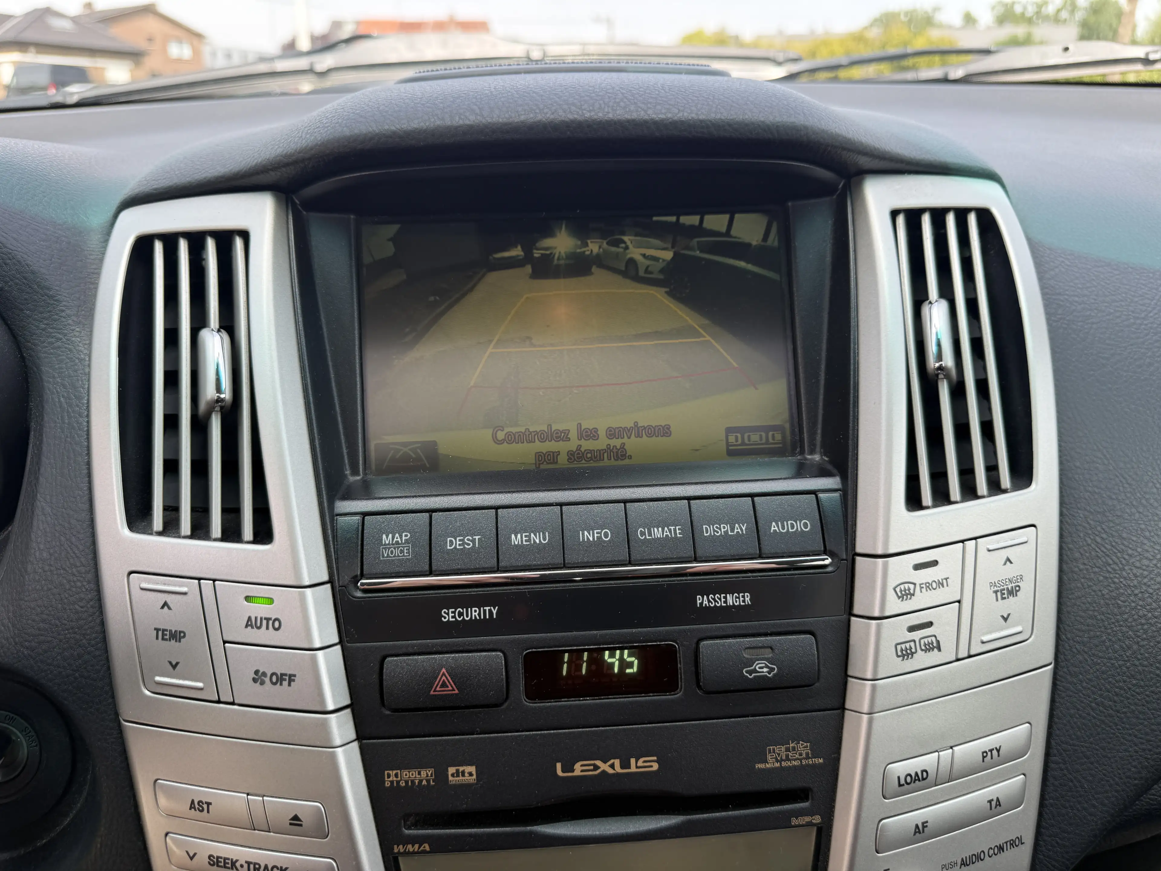 Lexus RX 400 RX 400h 3.3i V6 24v Platinum — photo 14