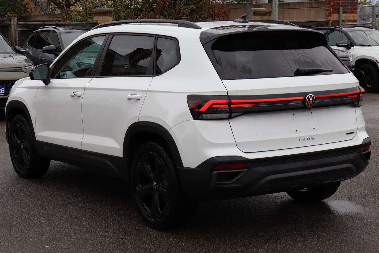 2026 Volkswagen Taos Comfortline Black Edition 4MOTION — photo 4