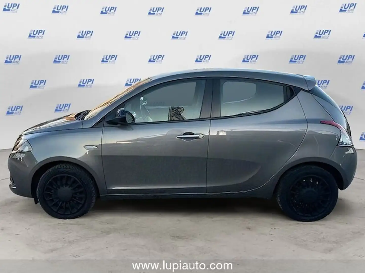 Lancia Ypsilon 1.0 firefly hybrid Silver s&s 70cv Gris - 2
