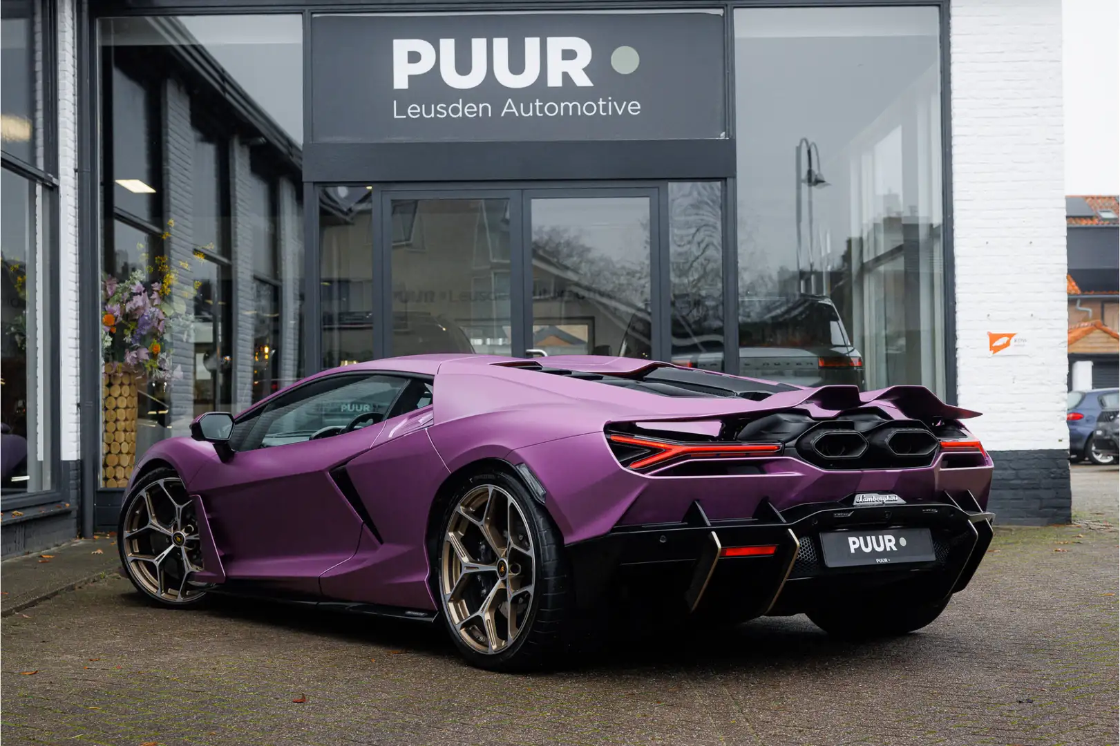 Lamborghini Revuelto 6.5 V12 ''Viola SE 30'' Ad Personam - FULL XPEL Schwarz - 2