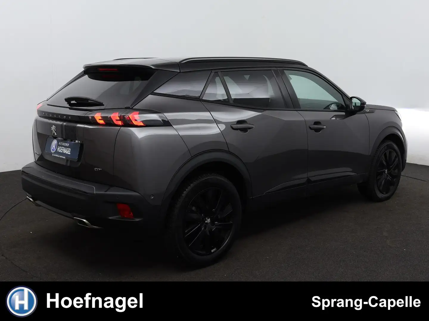 Peugeot 2008 1.2 PureTech GT Pack | Cruise | Camera | Stoelverw Grijs - 2