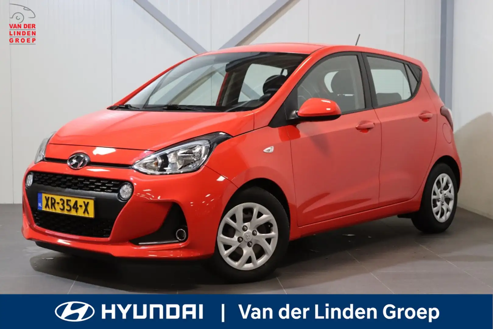 Hyundai i10 1.0i Comfort-Smart Pack Navi|Pdc|Carplay|Airco|Rij Rojo - 1