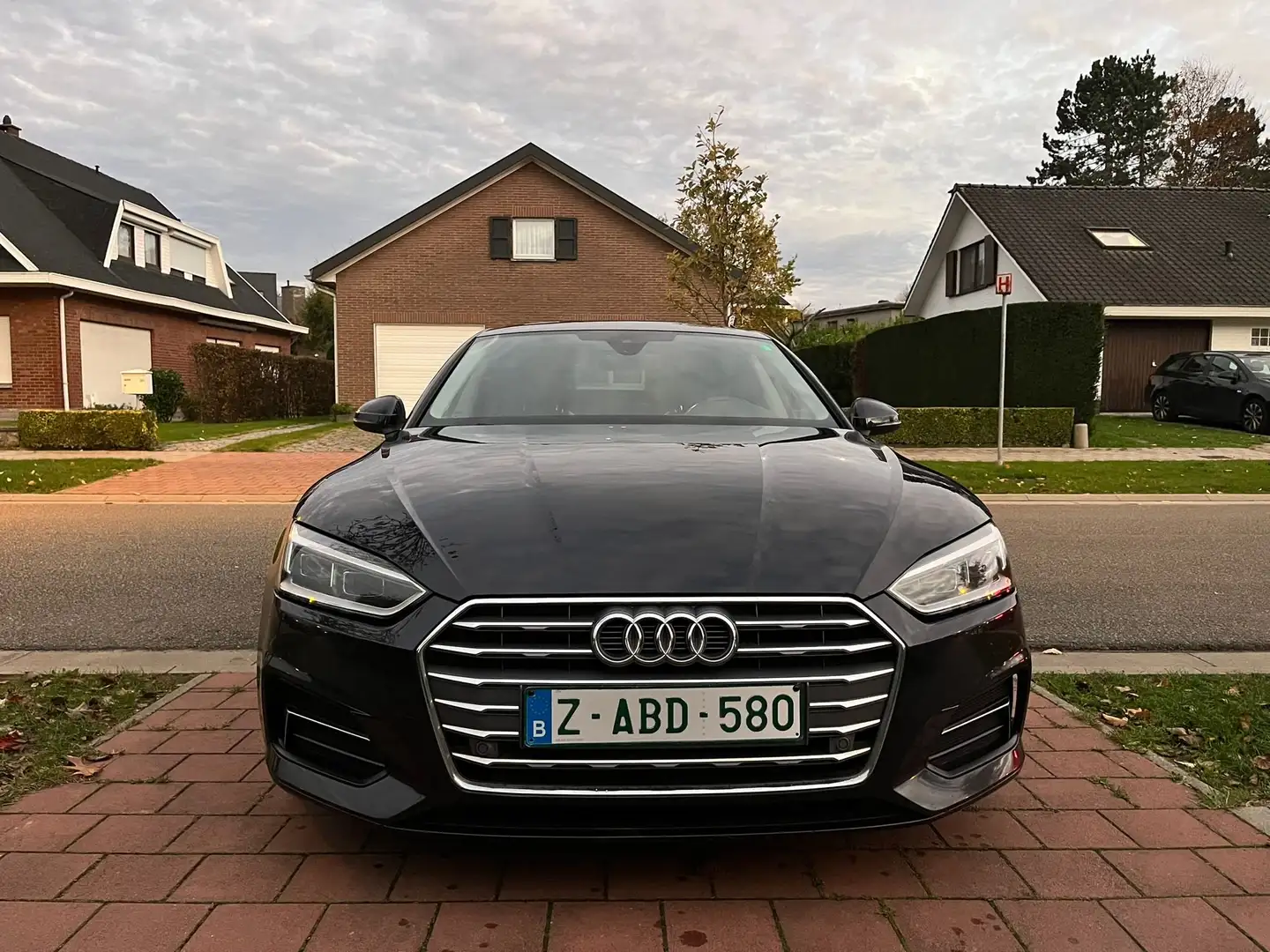 Audi A5 A5 Sportback 1.8 TFSI Multitronic Blauw - 1