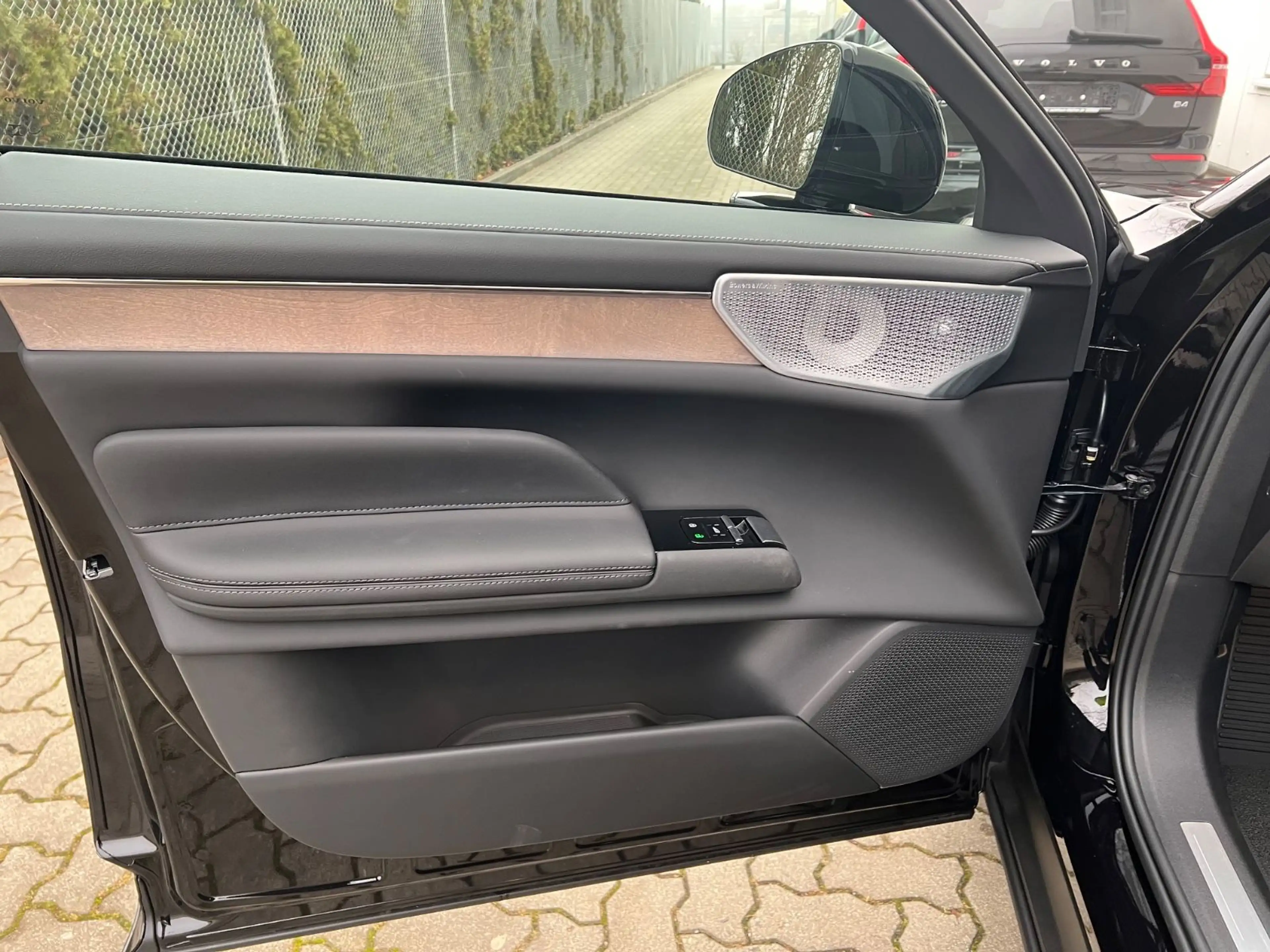 Volvo ES90 Single Motor Extended Range ULTRA LIDAR — photo 11