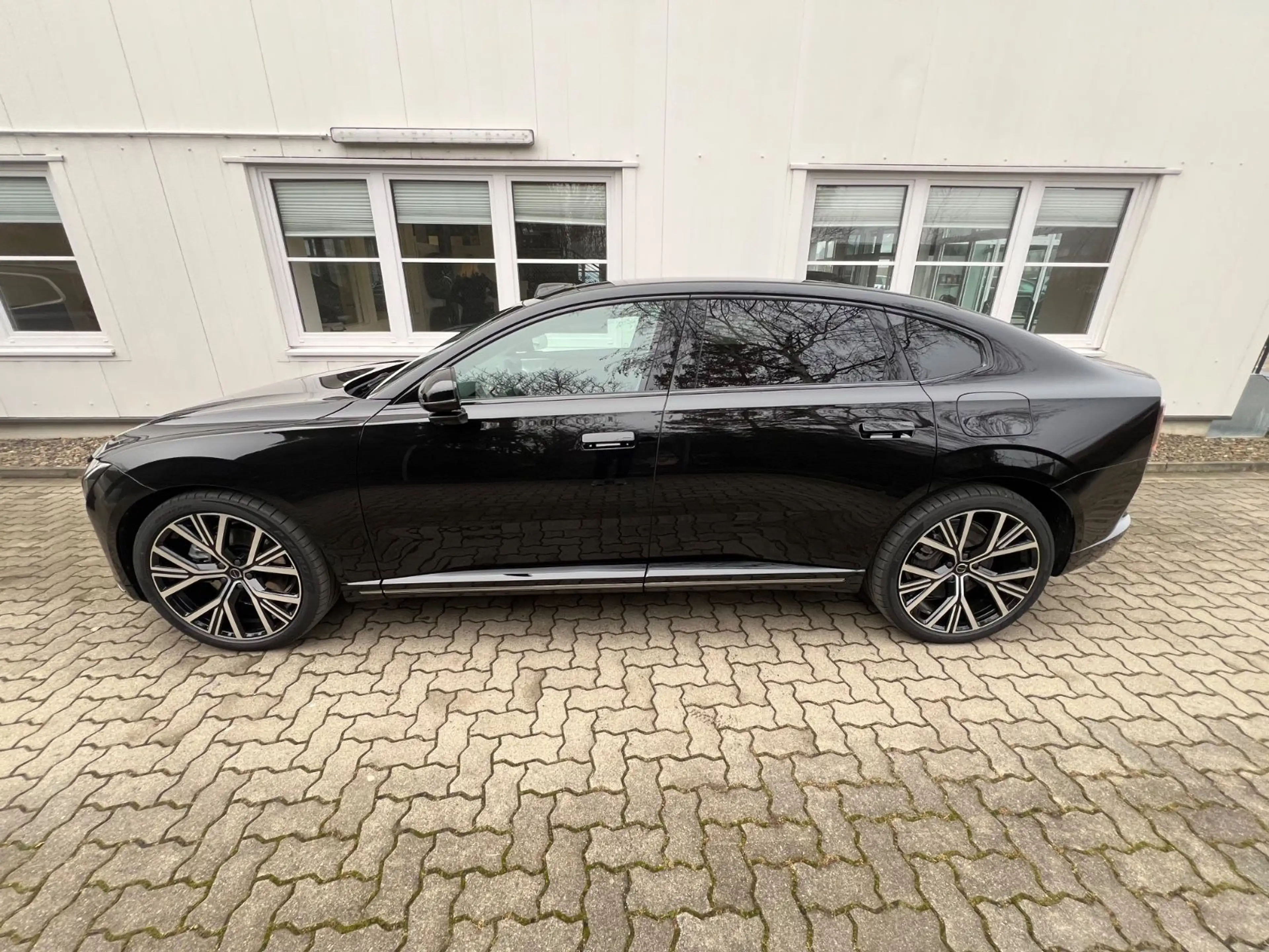 Volvo ES90 Single Motor Extended Range ULTRA LIDAR — photo 4