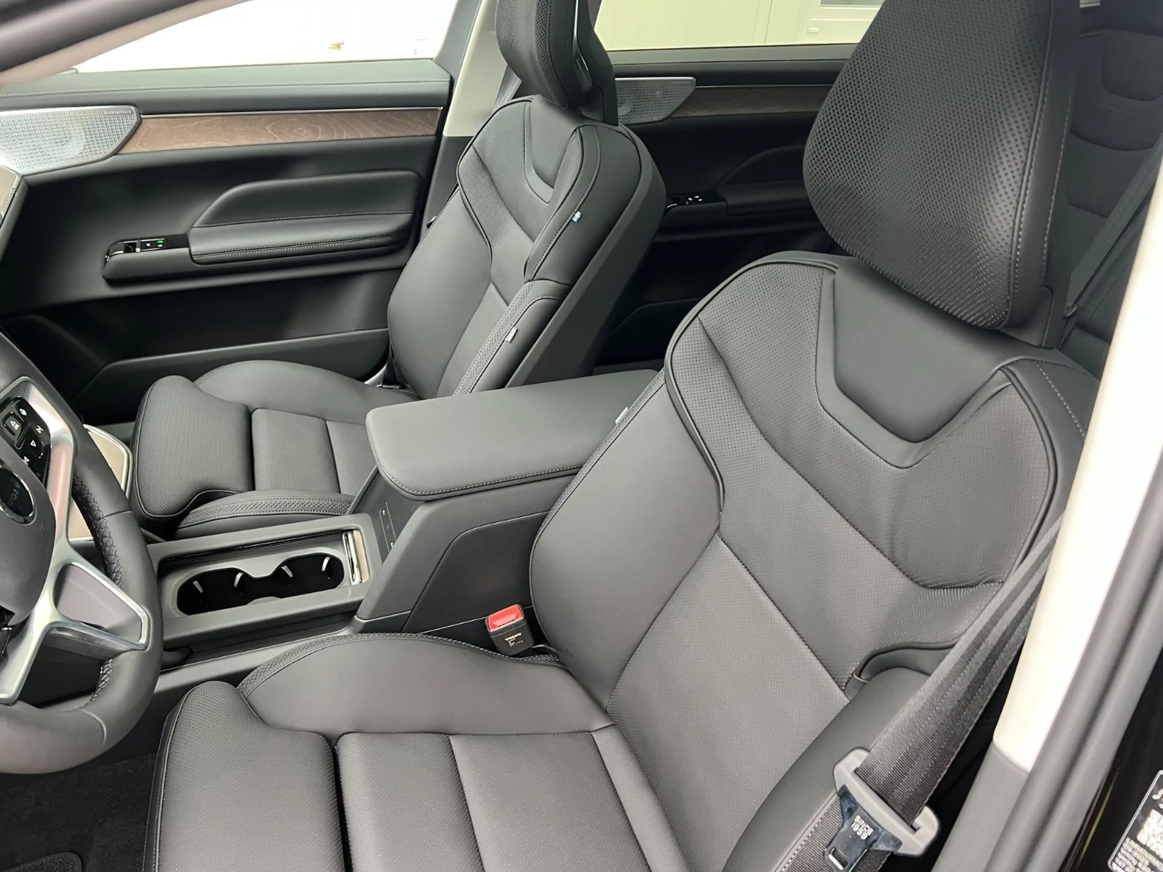 Volvo ES90 Single Motor Extended Range ULTRA LIDAR — photo 10
