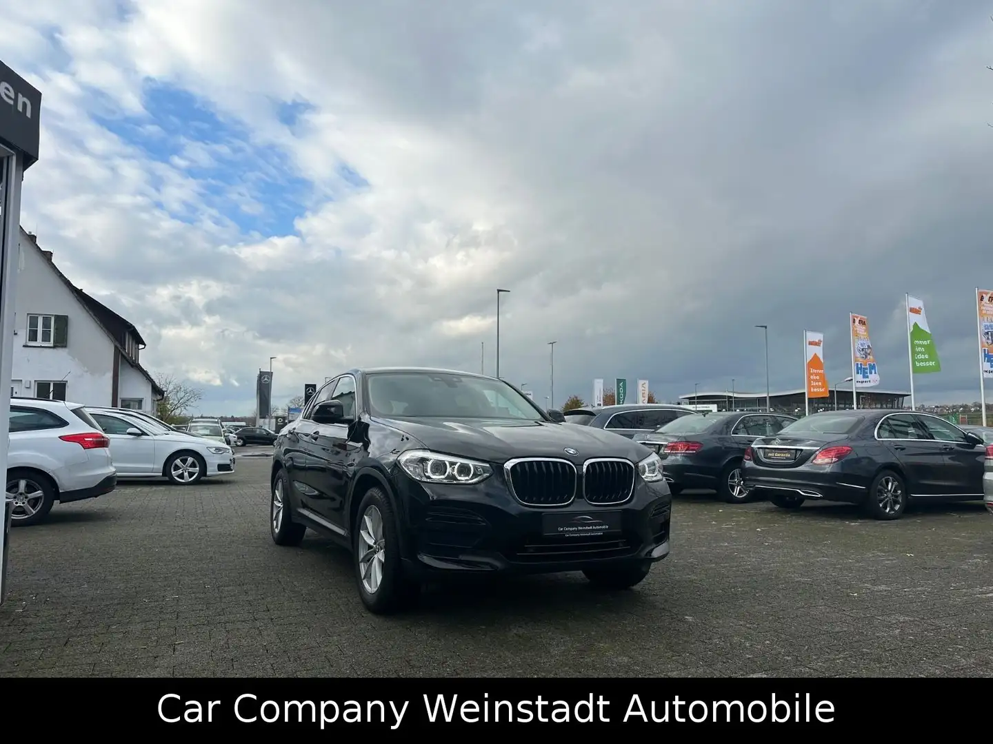 BMW X4 Baureihe X4 xDrive 20 i Advantage Negru - 1