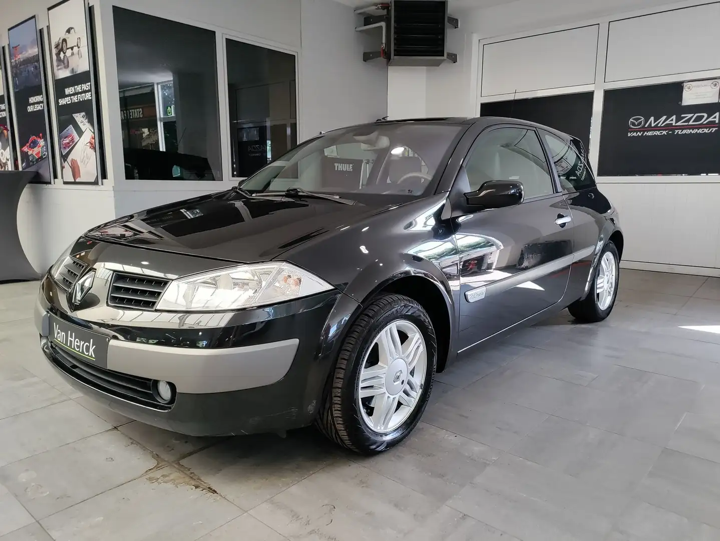 Renault Megane 16V Dynamique Luxe Aut. - 1