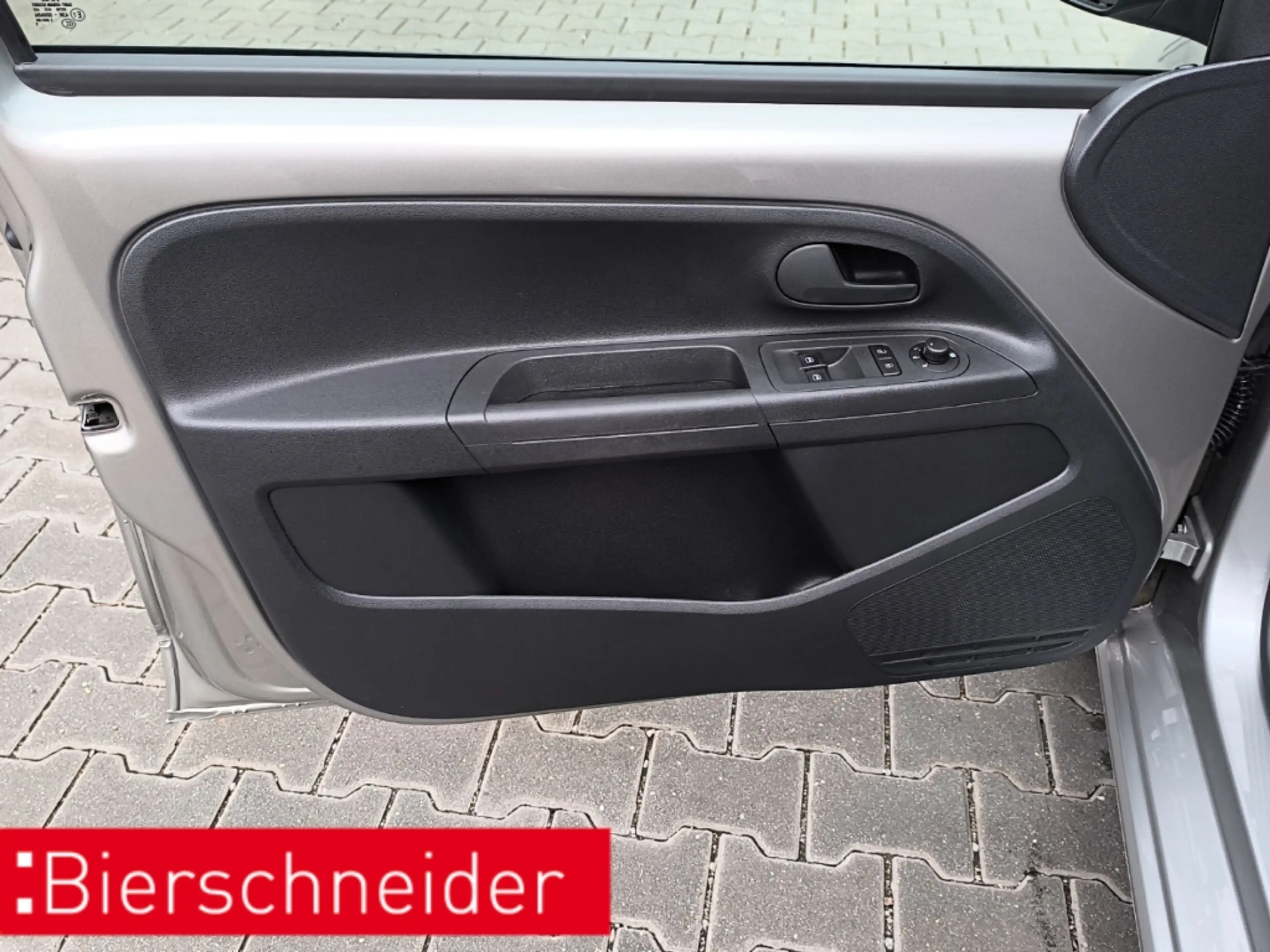 Volkswagen e-up! PDC RFK SHZ — photo 13