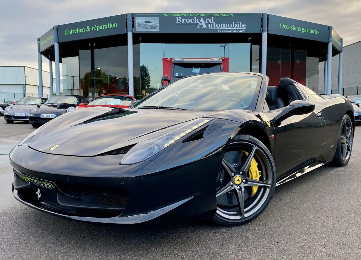 Ferrari 458 / V8 4.5l 570 CH F1 / Schwarz - 1