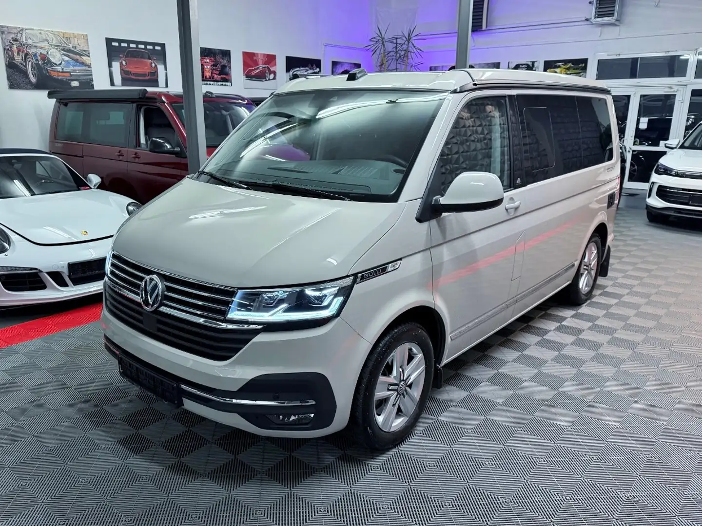 Volkswagen T6.1 California California DSG 4Motion Ocean,LED, DCC, Diffsp.,AHK Grau - 2